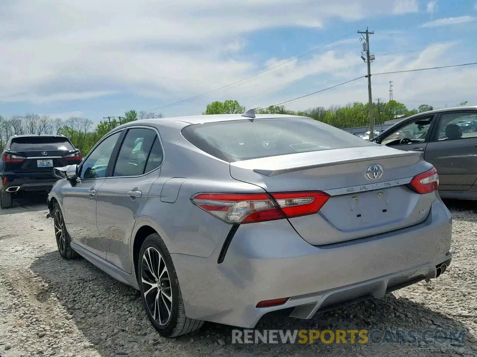 3 Photograph of a damaged car 4T1B11HK5KU178432 TOYOTA CAMRY 2019