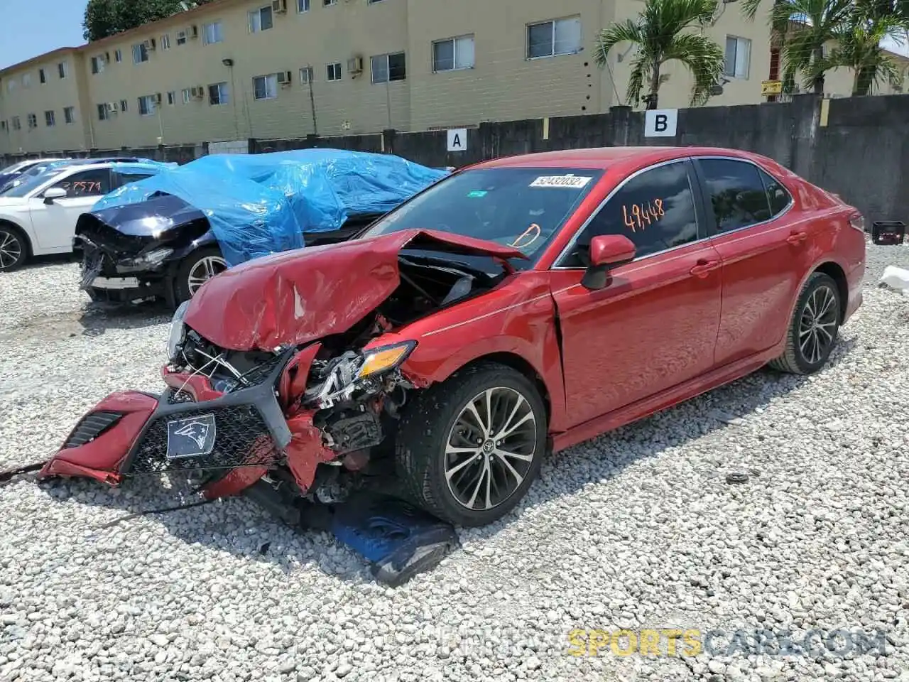 2 Photograph of a damaged car 4T1B11HK5KU180200 TOYOTA CAMRY 2019