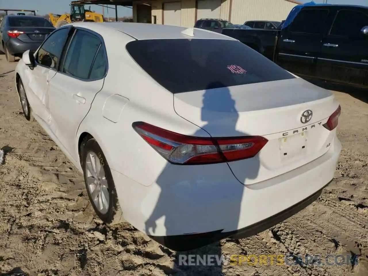 3 Photograph of a damaged car 4T1B11HK5KU180746 TOYOTA CAMRY 2019