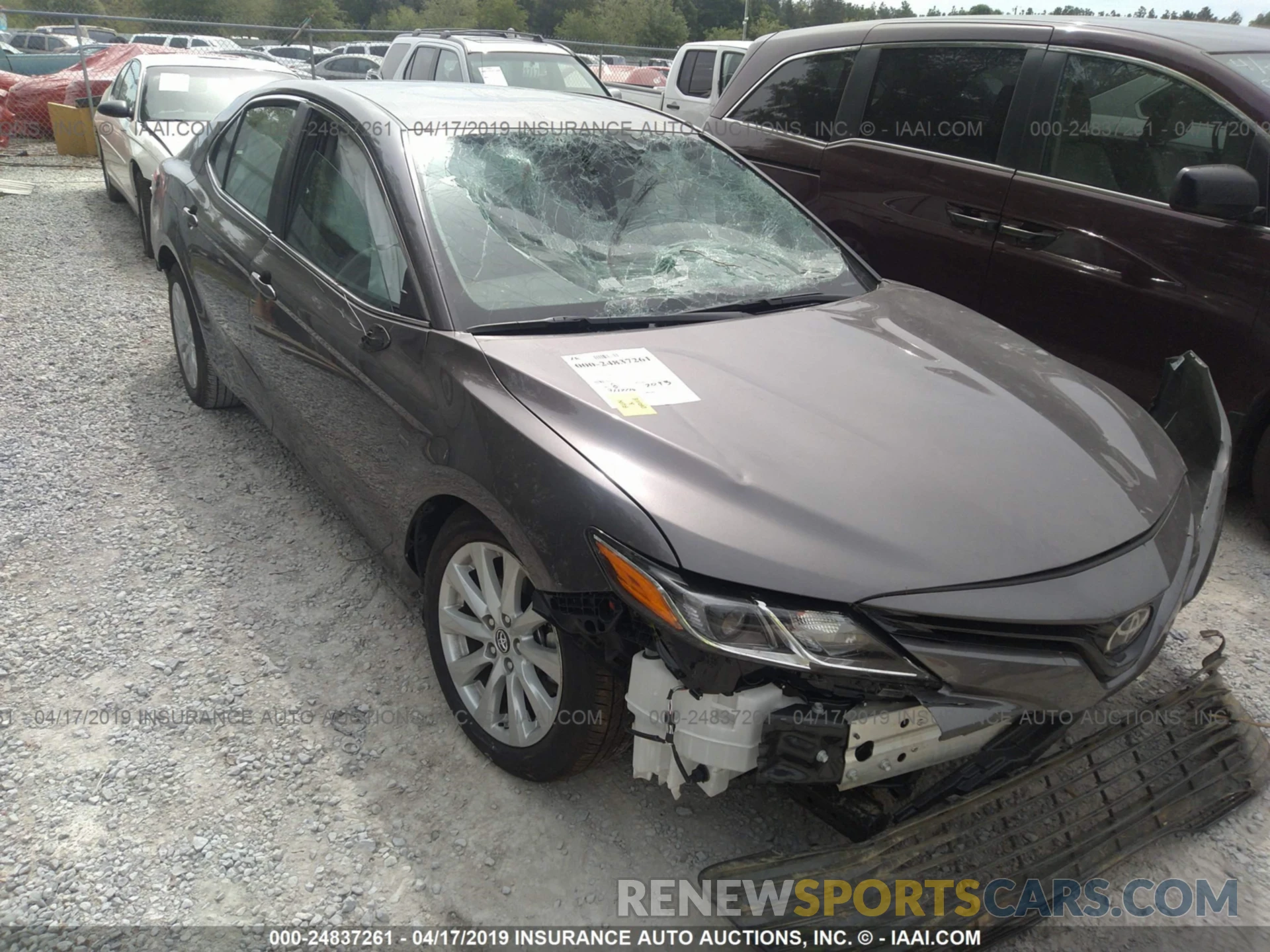 1 Photograph of a damaged car 4T1B11HK5KU181251 TOYOTA CAMRY 2019