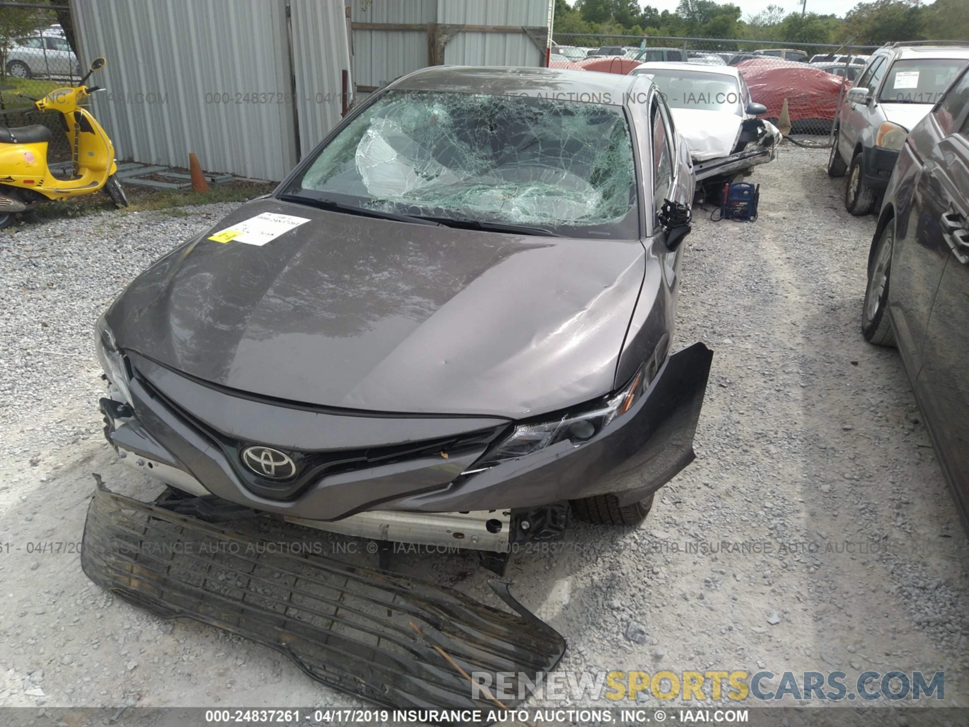 6 Photograph of a damaged car 4T1B11HK5KU181251 TOYOTA CAMRY 2019