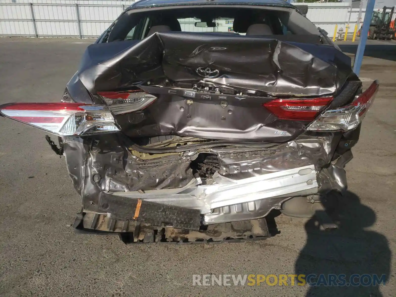 9 Photograph of a damaged car 4T1B11HK5KU181850 TOYOTA CAMRY 2019