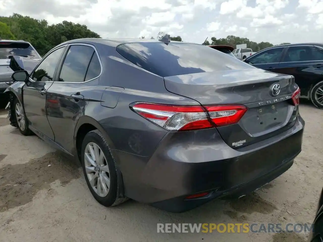 3 Photograph of a damaged car 4T1B11HK5KU184134 TOYOTA CAMRY 2019