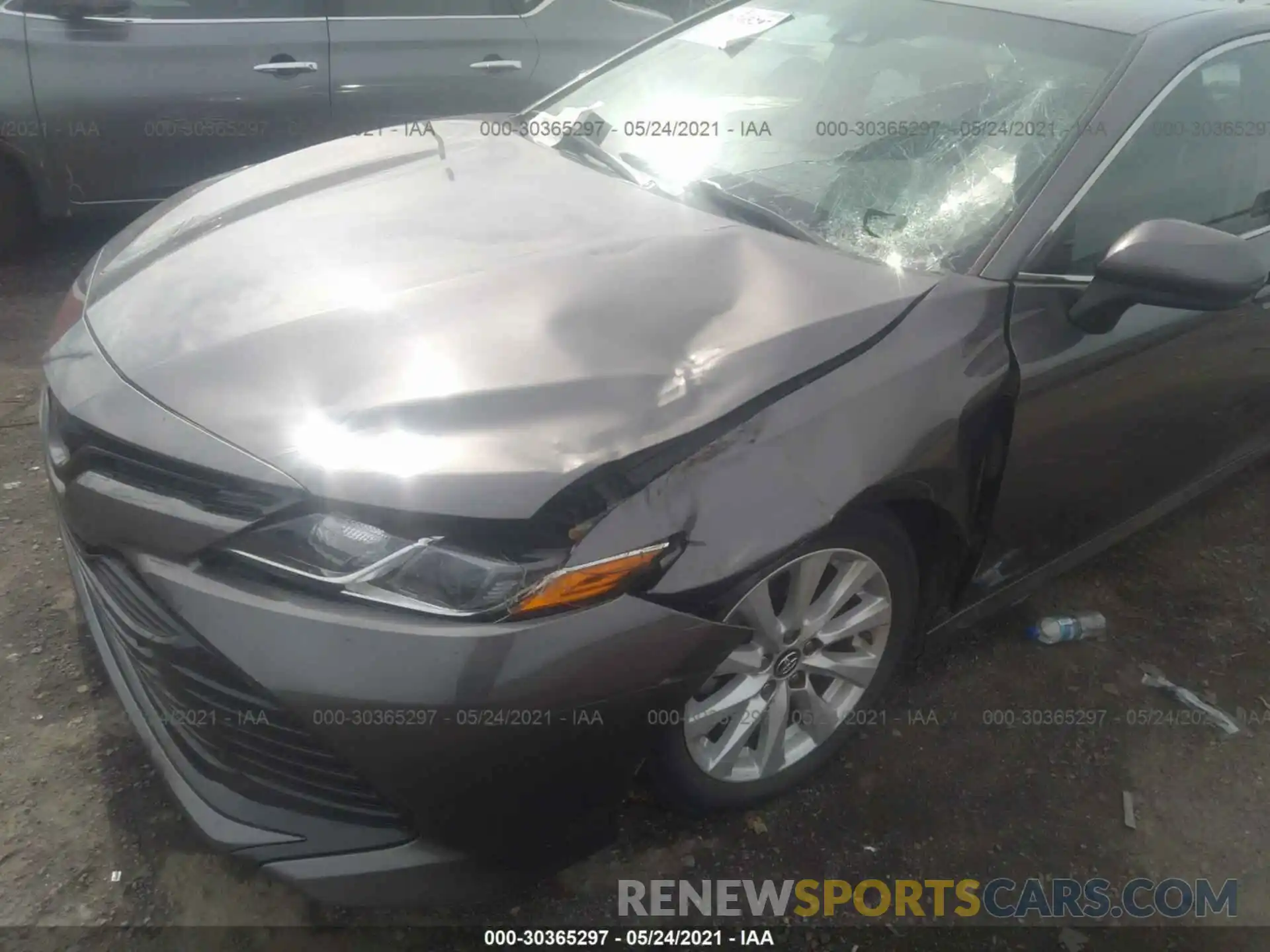 6 Photograph of a damaged car 4T1B11HK5KU184294 TOYOTA CAMRY 2019