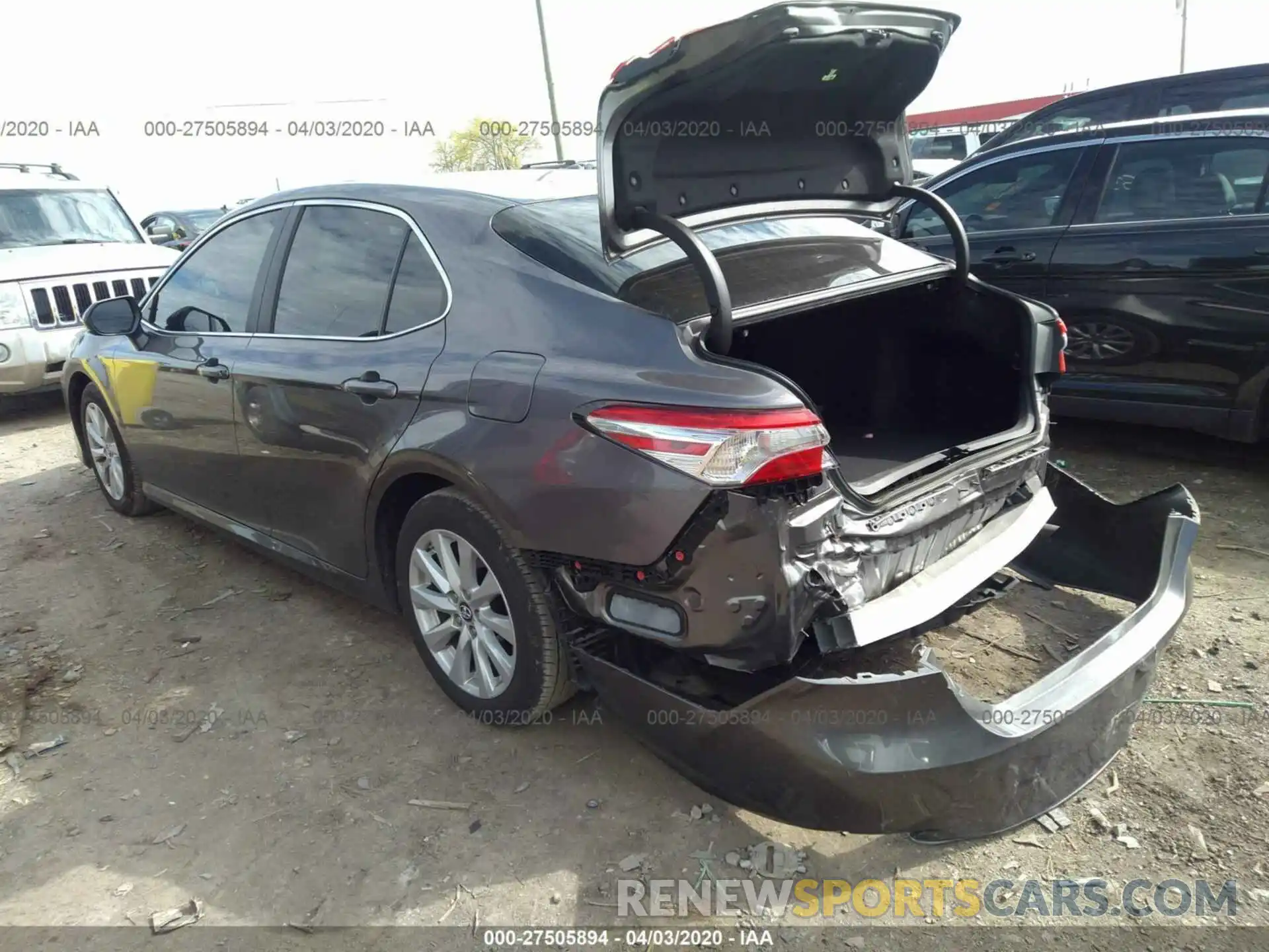 3 Photograph of a damaged car 4T1B11HK5KU184327 TOYOTA CAMRY 2019