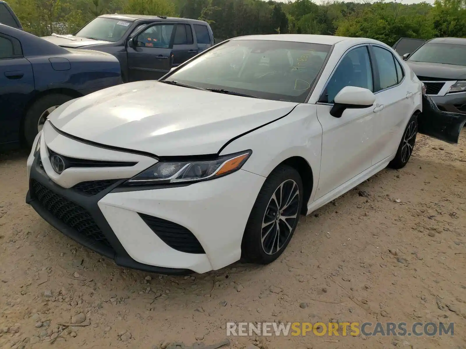 2 Photograph of a damaged car 4T1B11HK5KU185154 TOYOTA CAMRY 2019