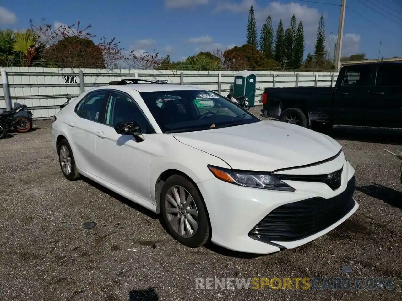 1 Photograph of a damaged car 4T1B11HK5KU185252 TOYOTA CAMRY 2019