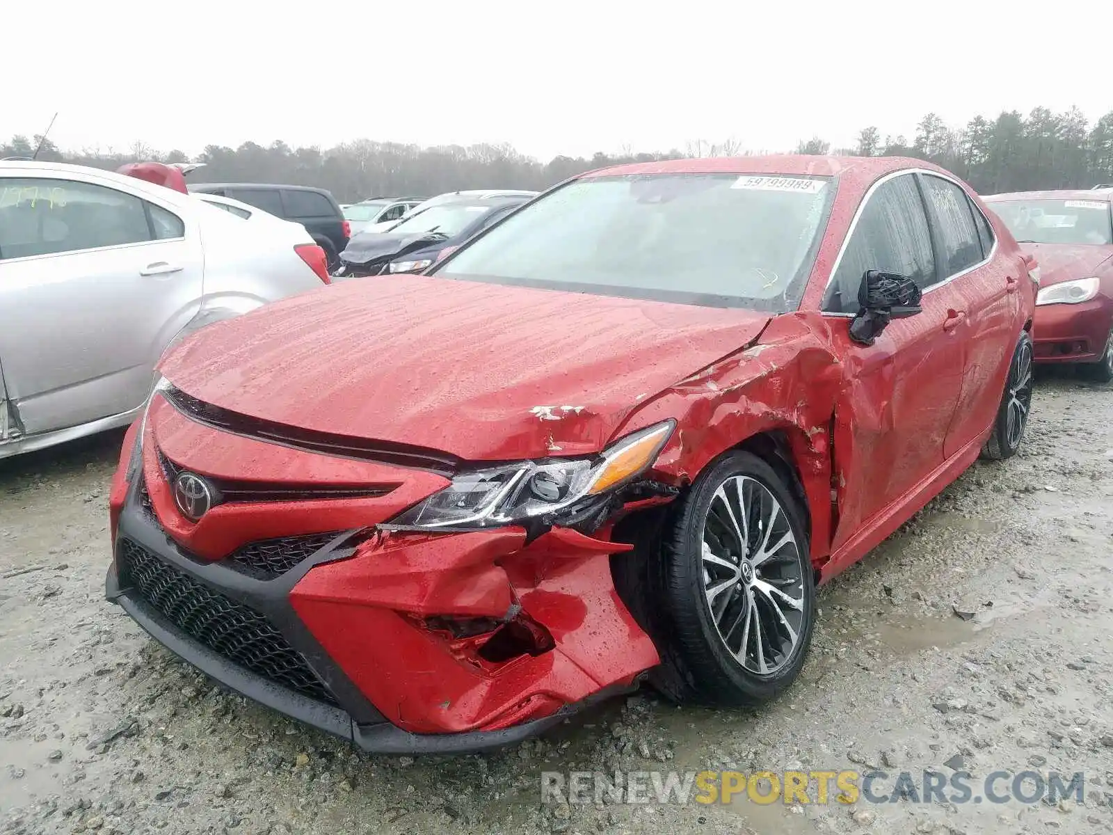 2 Photograph of a damaged car 4T1B11HK5KU186966 TOYOTA CAMRY 2019