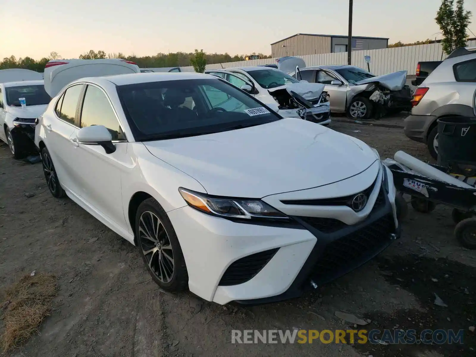 1 Photograph of a damaged car 4T1B11HK5KU188670 TOYOTA CAMRY 2019