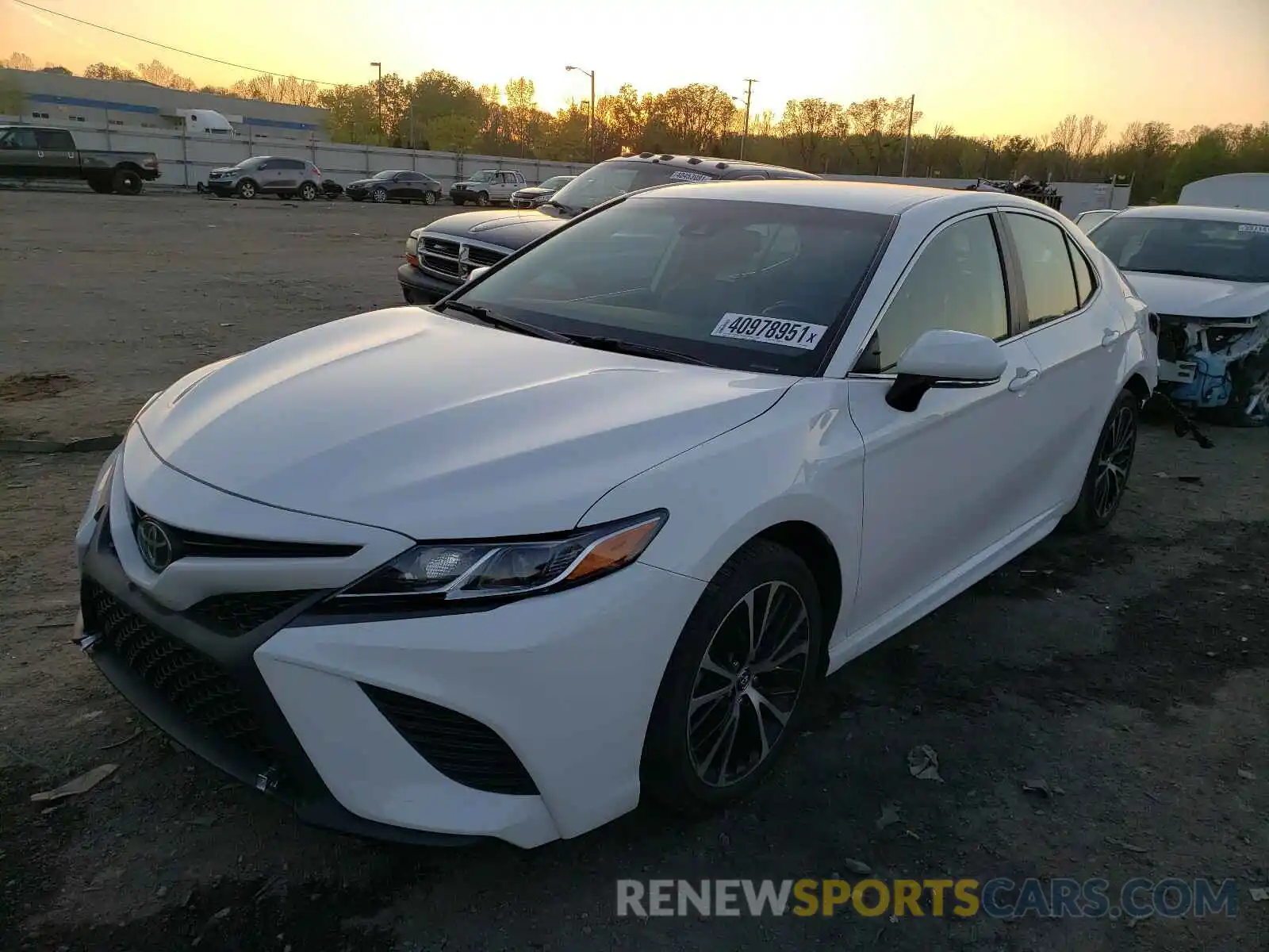 2 Photograph of a damaged car 4T1B11HK5KU188670 TOYOTA CAMRY 2019