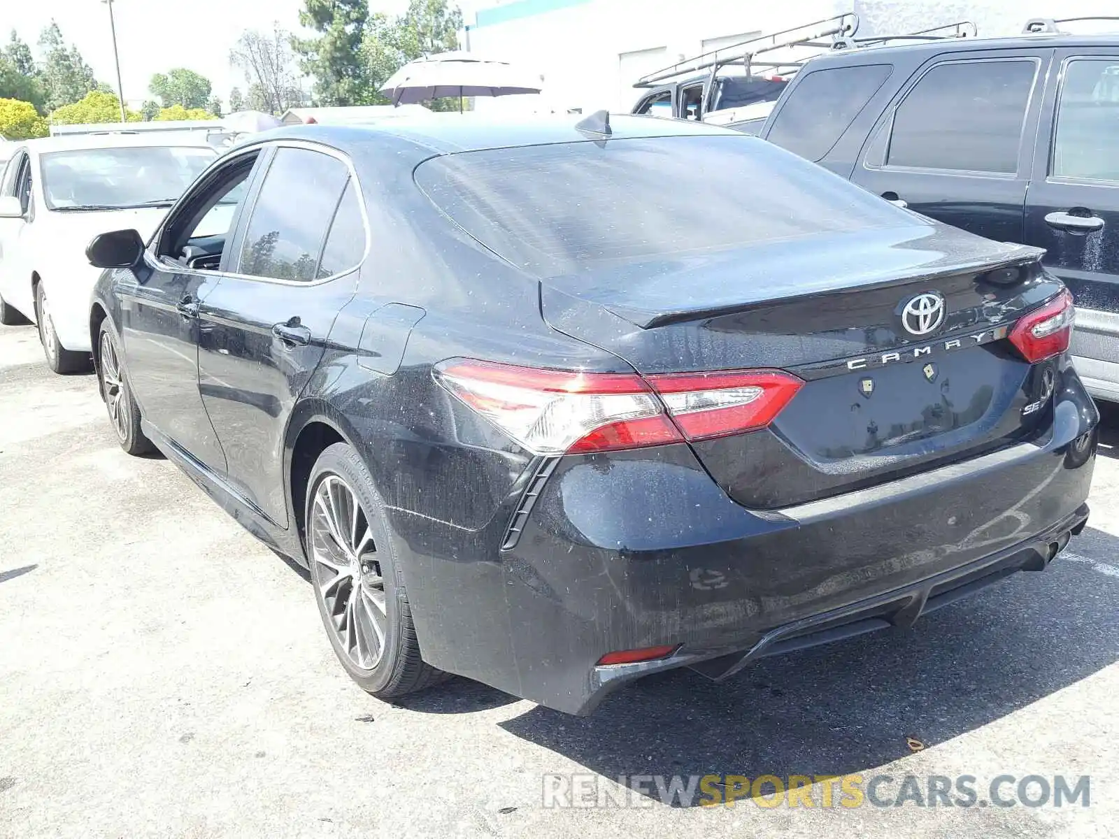 3 Photograph of a damaged car 4T1B11HK5KU188765 TOYOTA CAMRY 2019