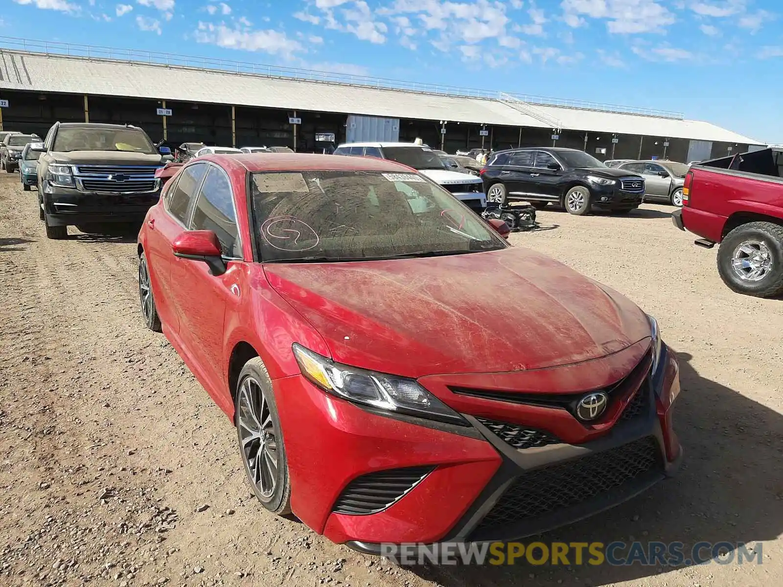 1 Photograph of a damaged car 4T1B11HK5KU188961 TOYOTA CAMRY 2019