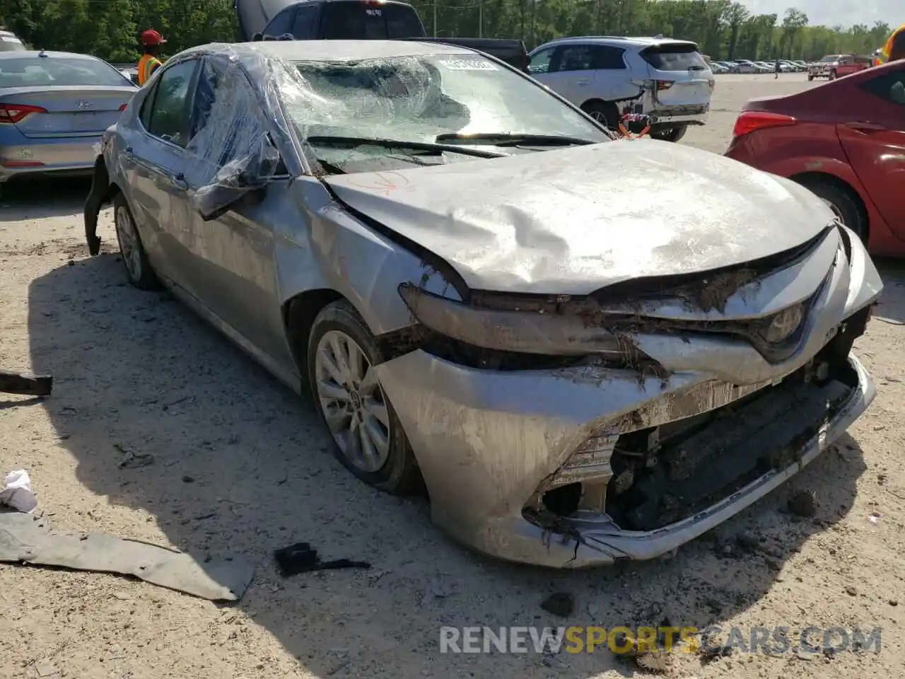 1 Photograph of a damaged car 4T1B11HK5KU189415 TOYOTA CAMRY 2019