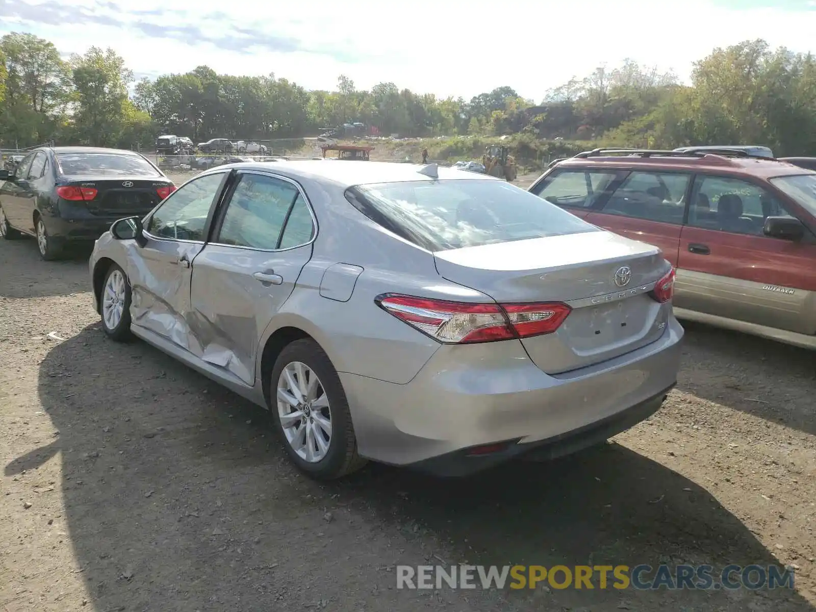 3 Photograph of a damaged car 4T1B11HK5KU189558 TOYOTA CAMRY 2019