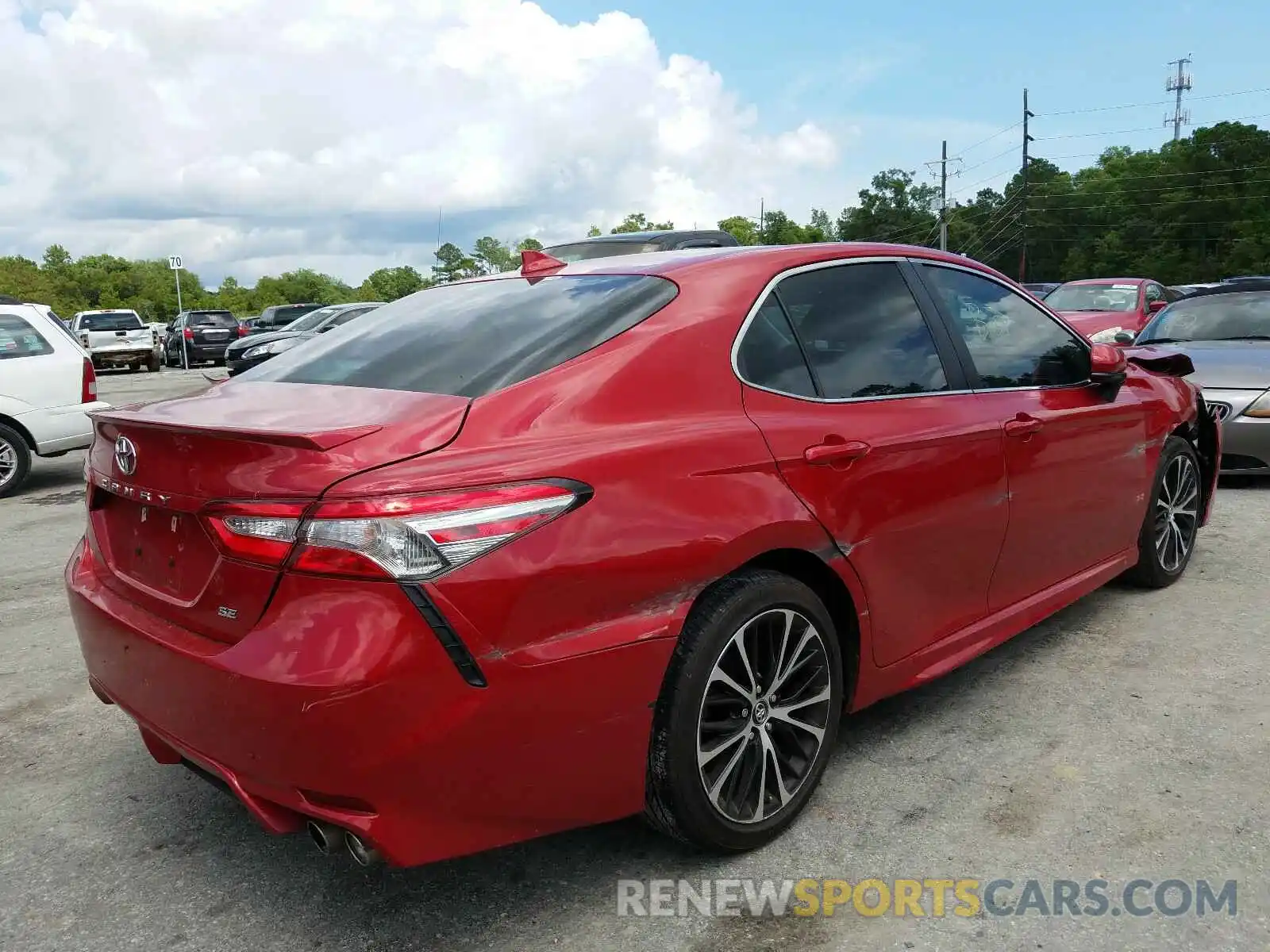 4 Photograph of a damaged car 4T1B11HK5KU189561 TOYOTA CAMRY 2019