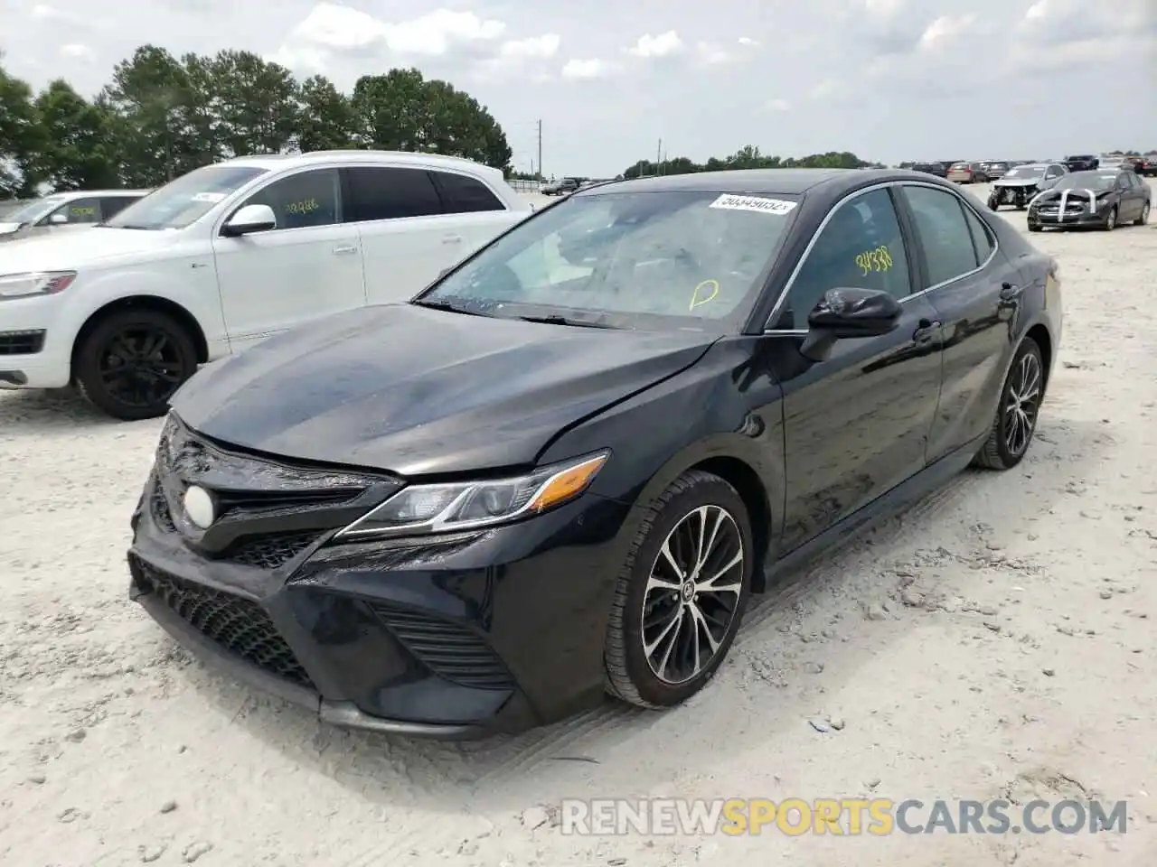 2 Photograph of a damaged car 4T1B11HK5KU190581 TOYOTA CAMRY 2019