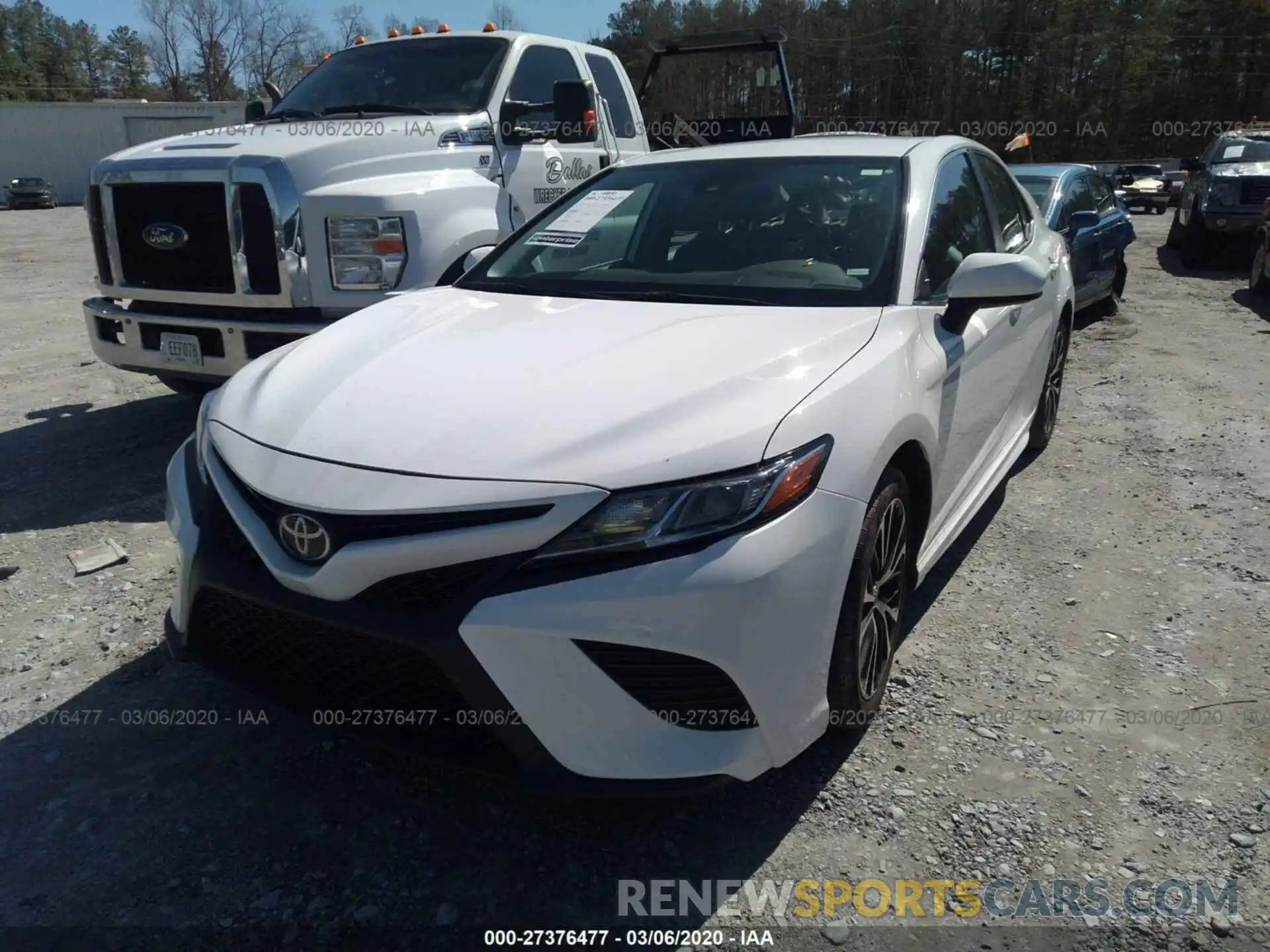 2 Photograph of a damaged car 4T1B11HK5KU193724 TOYOTA CAMRY 2019