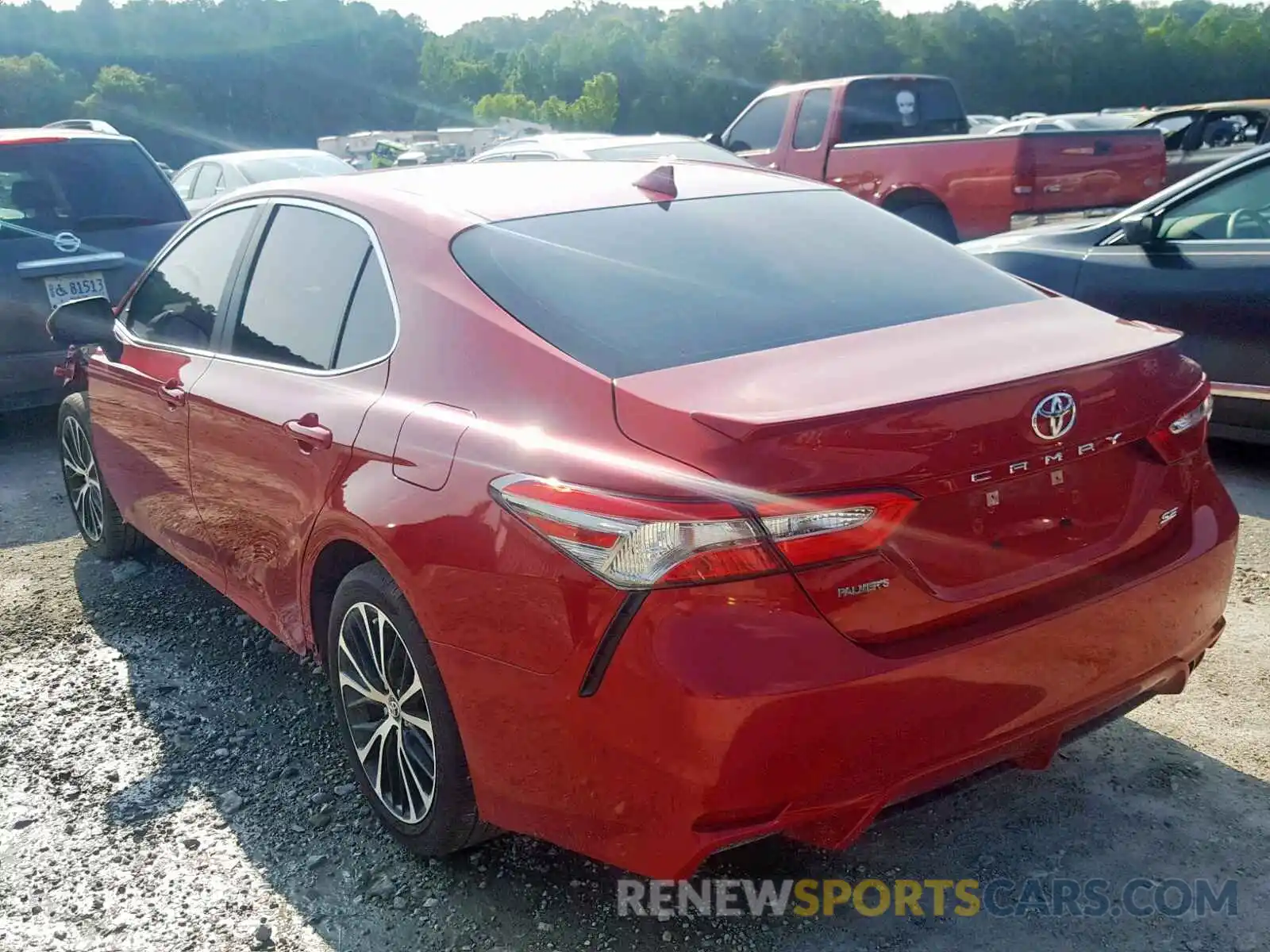 3 Photograph of a damaged car 4T1B11HK5KU194081 TOYOTA CAMRY 2019