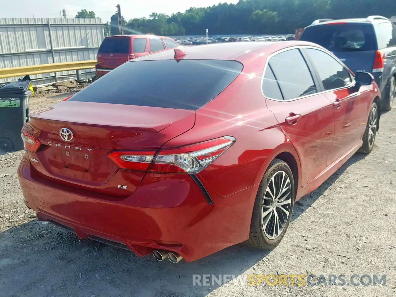 4 Photograph of a damaged car 4T1B11HK5KU194081 TOYOTA CAMRY 2019