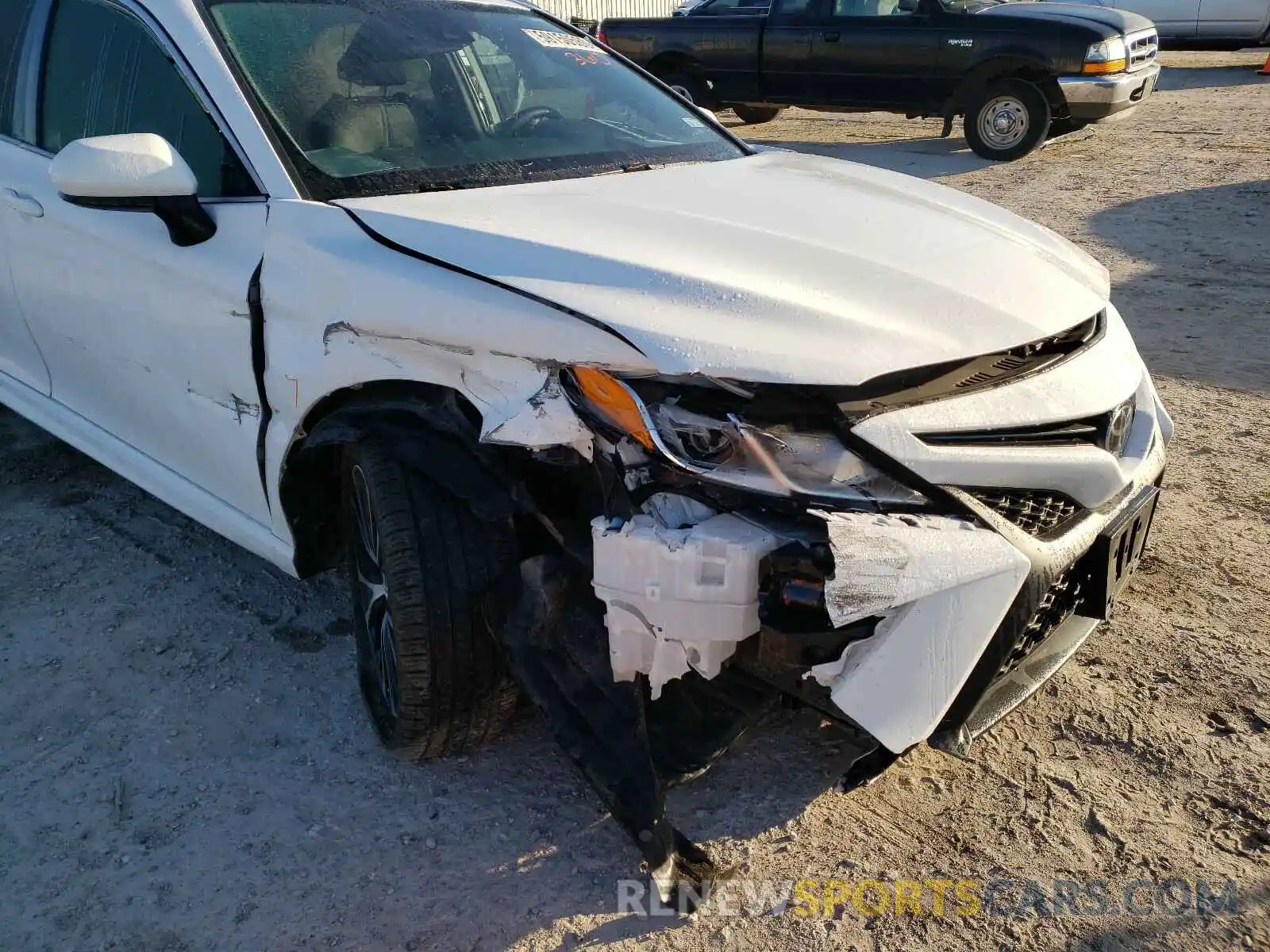 9 Photograph of a damaged car 4T1B11HK5KU194100 TOYOTA CAMRY 2019