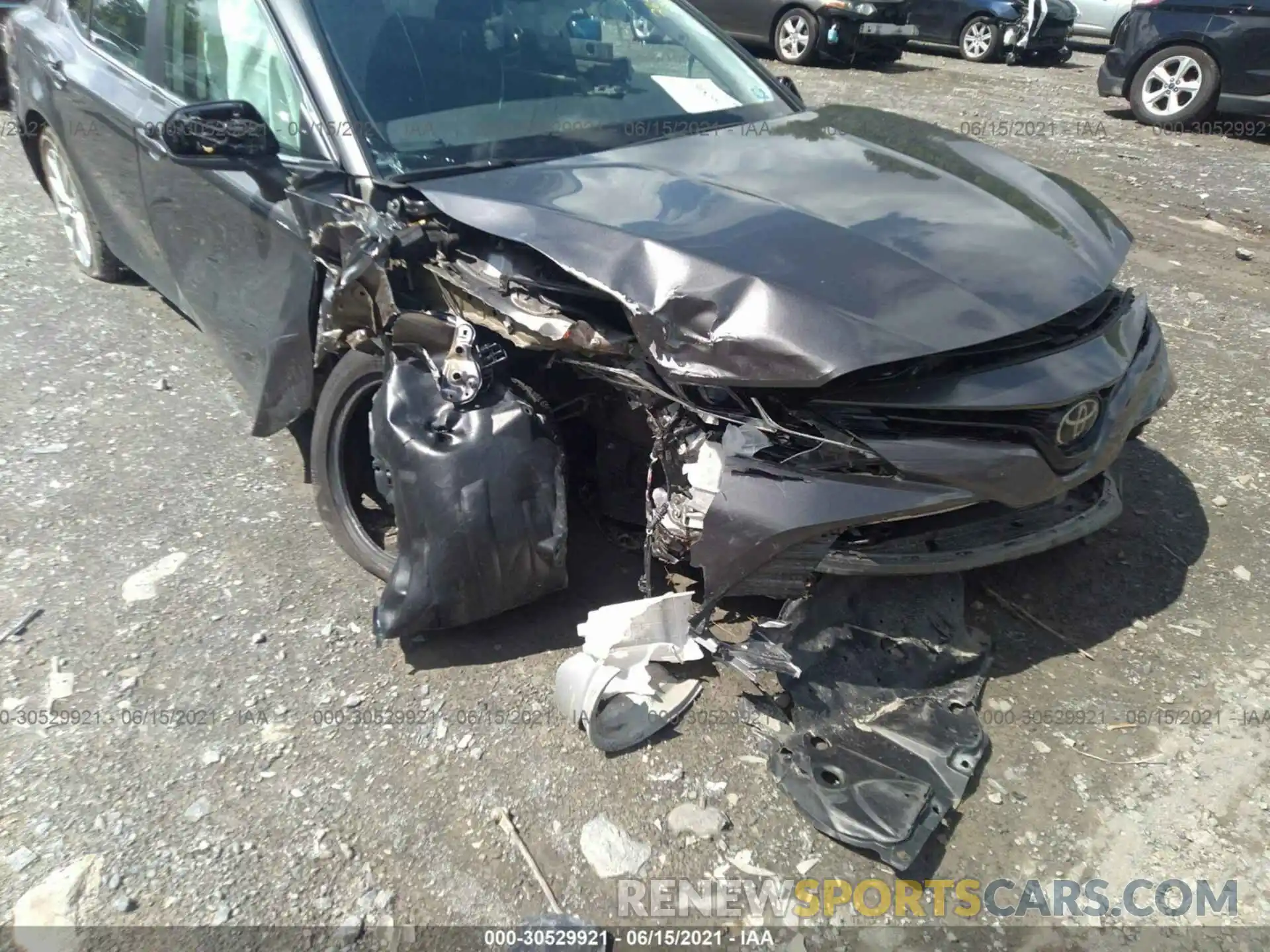 6 Photograph of a damaged car 4T1B11HK5KU195053 TOYOTA CAMRY 2019