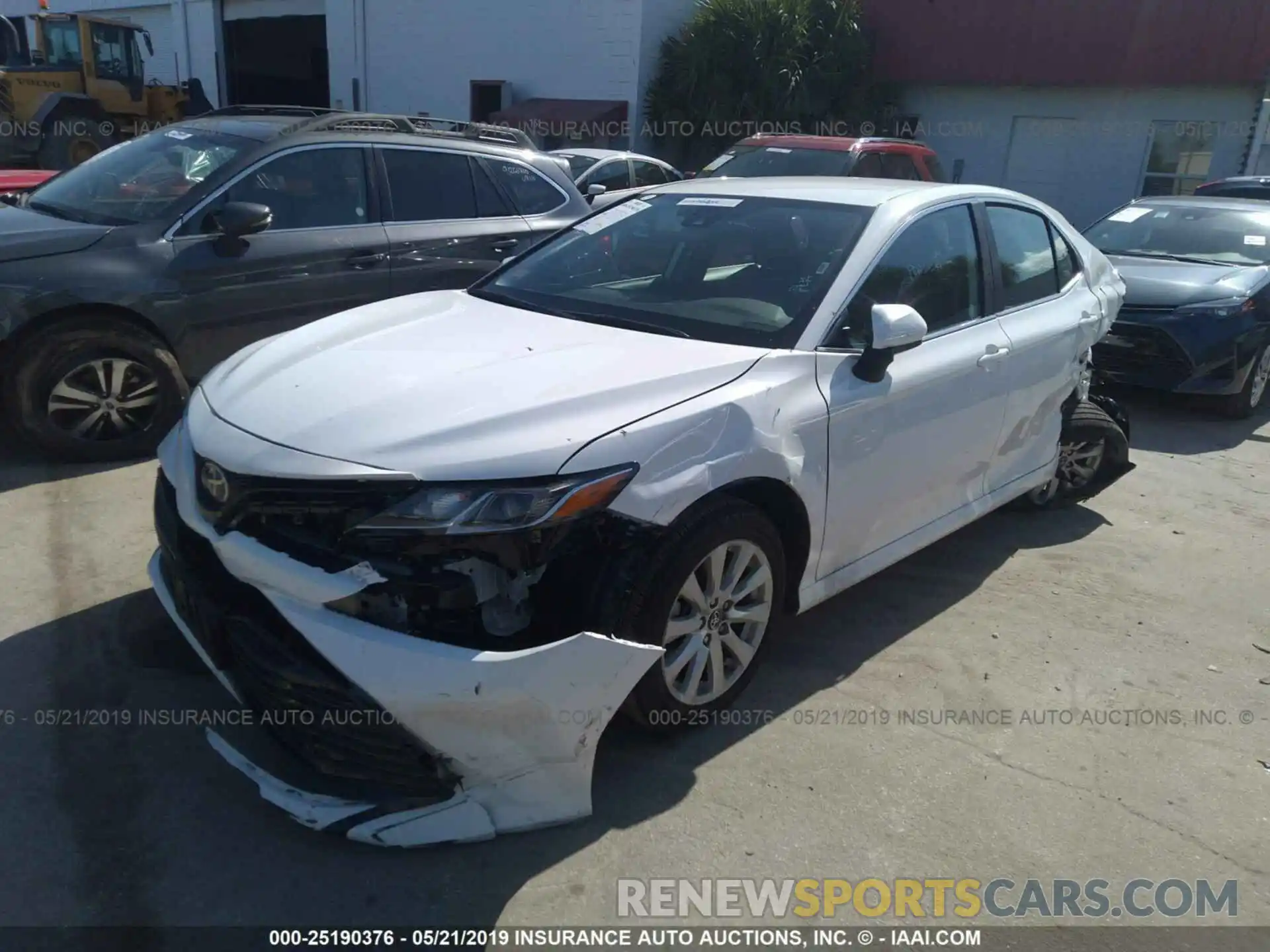 2 Photograph of a damaged car 4T1B11HK5KU195120 TOYOTA CAMRY 2019