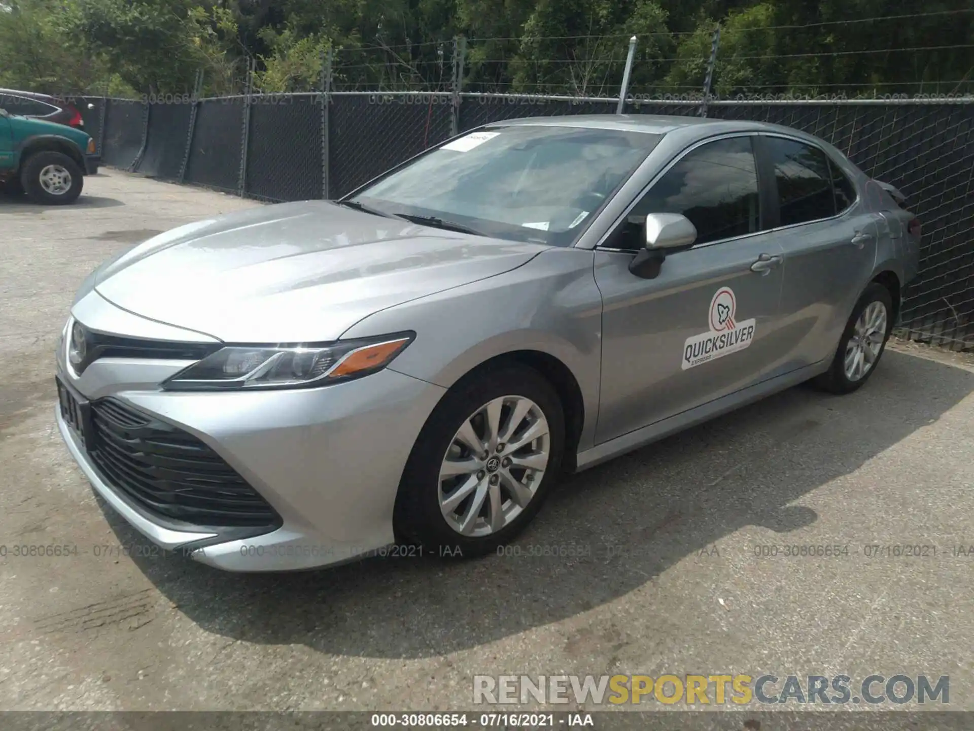 2 Photograph of a damaged car 4T1B11HK5KU195795 TOYOTA CAMRY 2019