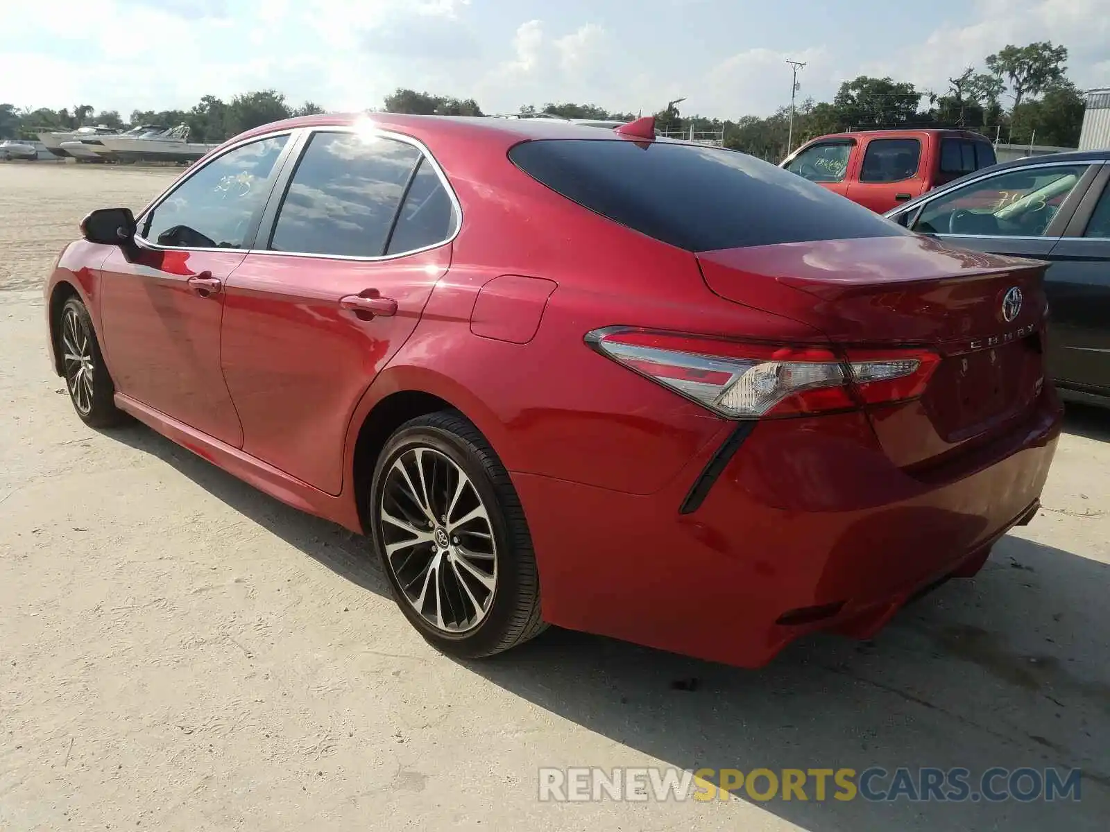 3 Photograph of a damaged car 4T1B11HK5KU195991 TOYOTA CAMRY 2019