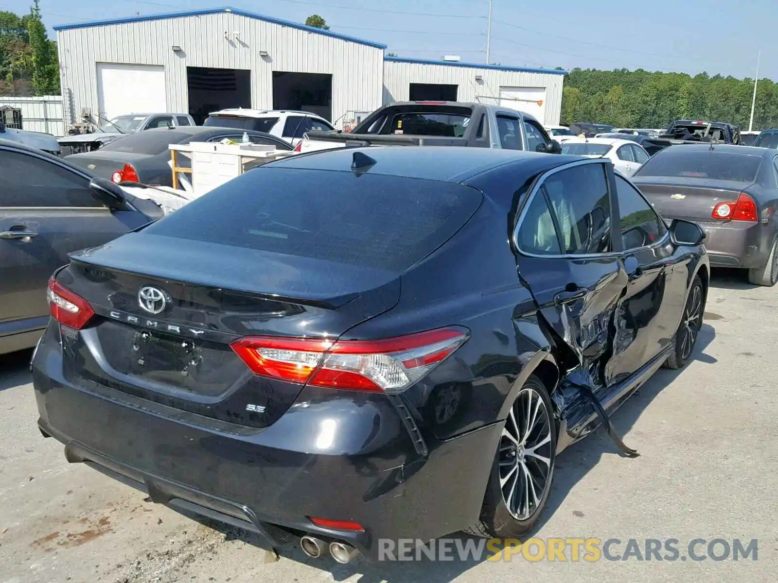 4 Photograph of a damaged car 4T1B11HK5KU197417 TOYOTA CAMRY 2019