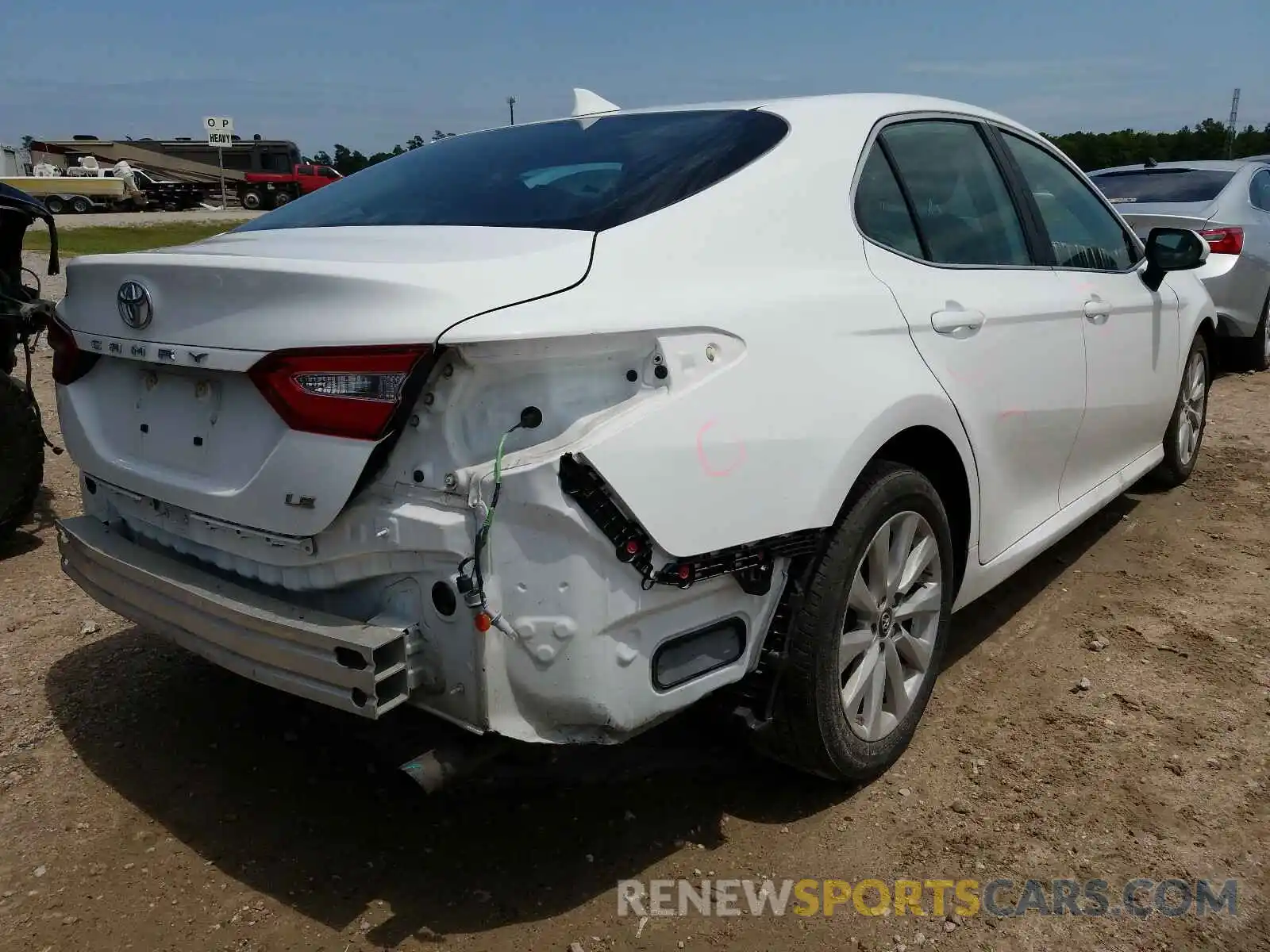 4 Photograph of a damaged car 4T1B11HK5KU197840 TOYOTA CAMRY 2019