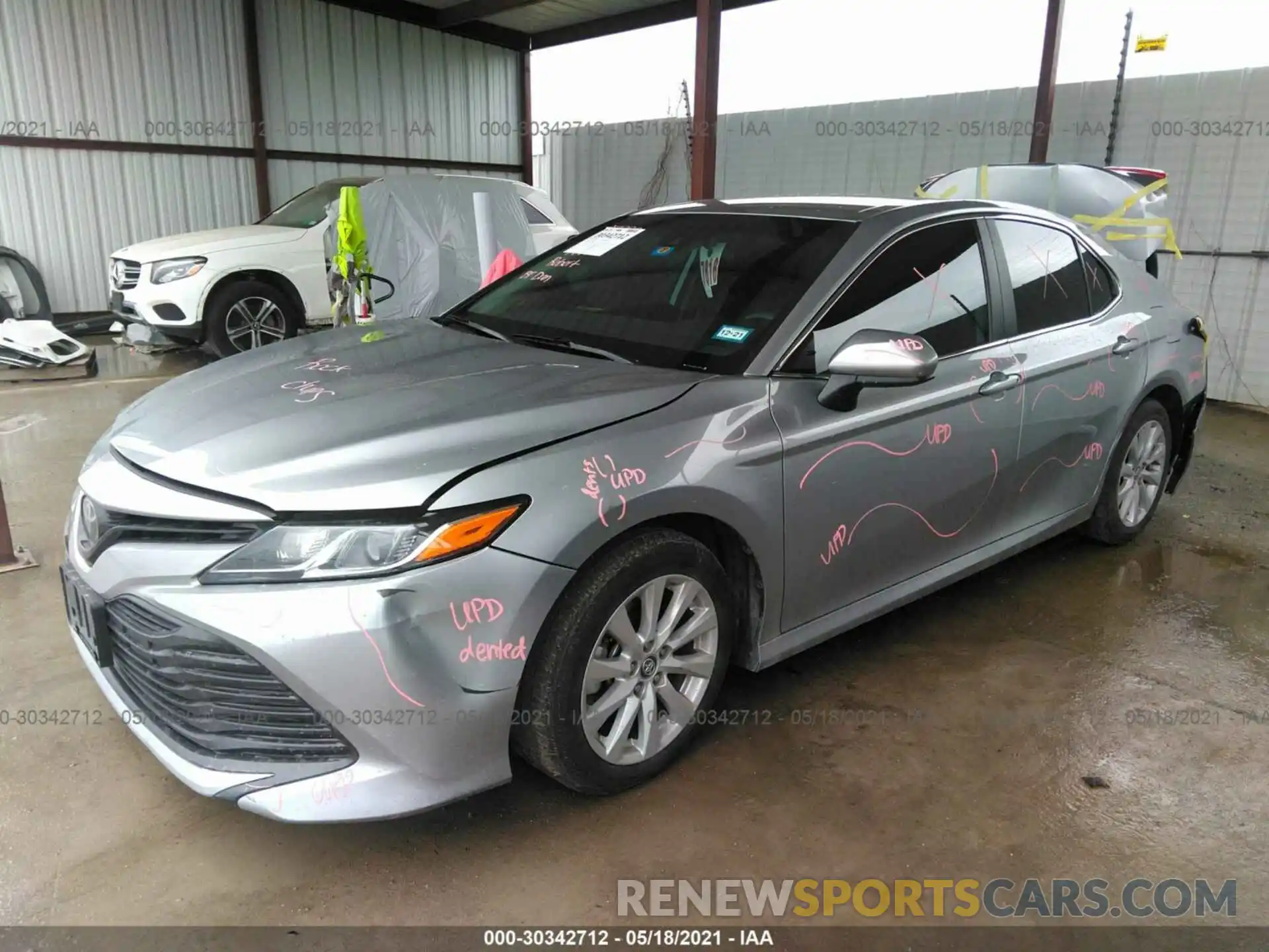 2 Photograph of a damaged car 4T1B11HK5KU198339 TOYOTA CAMRY 2019