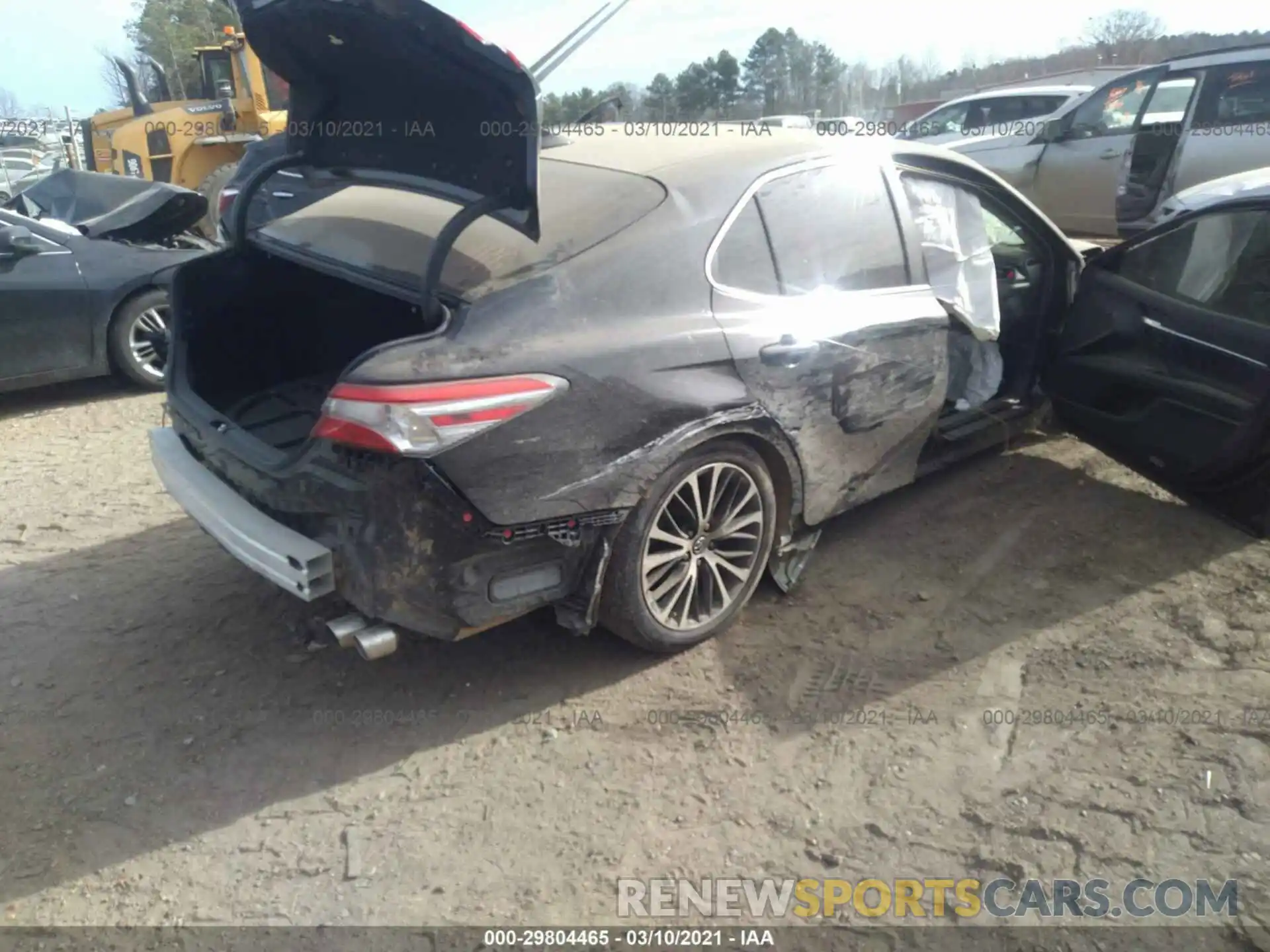 4 Photograph of a damaged car 4T1B11HK5KU199412 TOYOTA CAMRY 2019