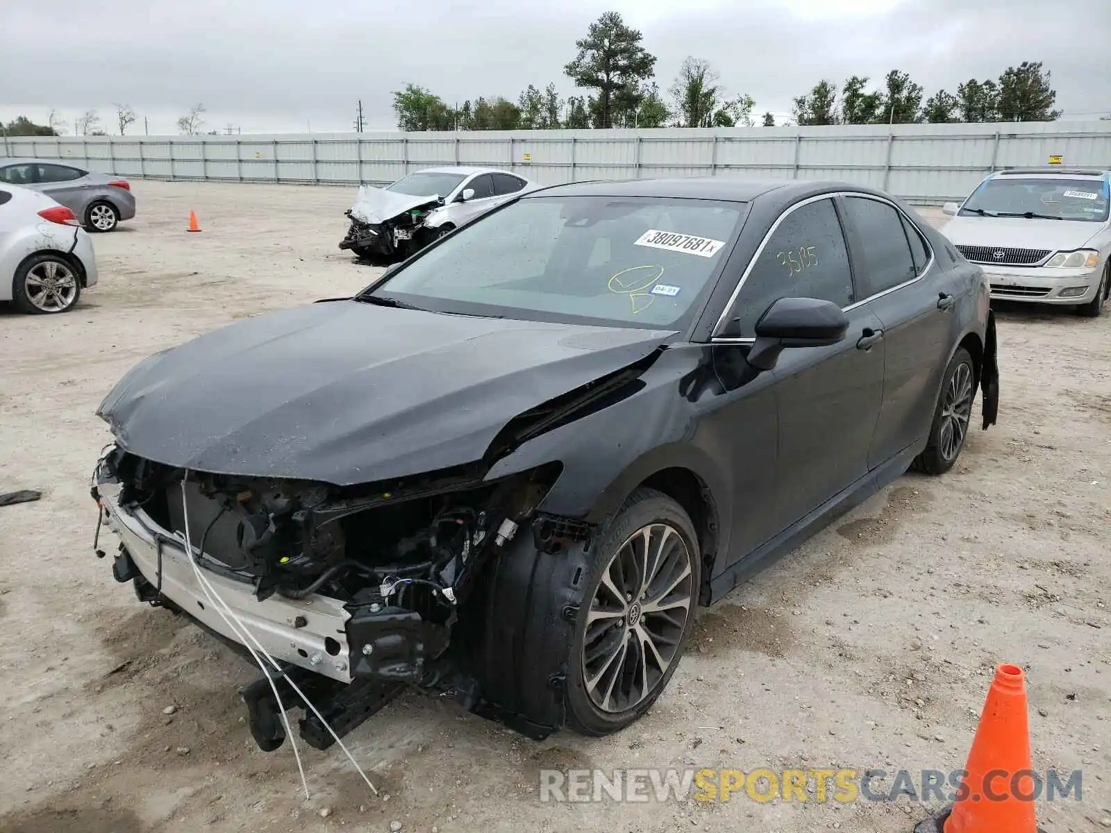 2 Photograph of a damaged car 4T1B11HK5KU199622 TOYOTA CAMRY 2019