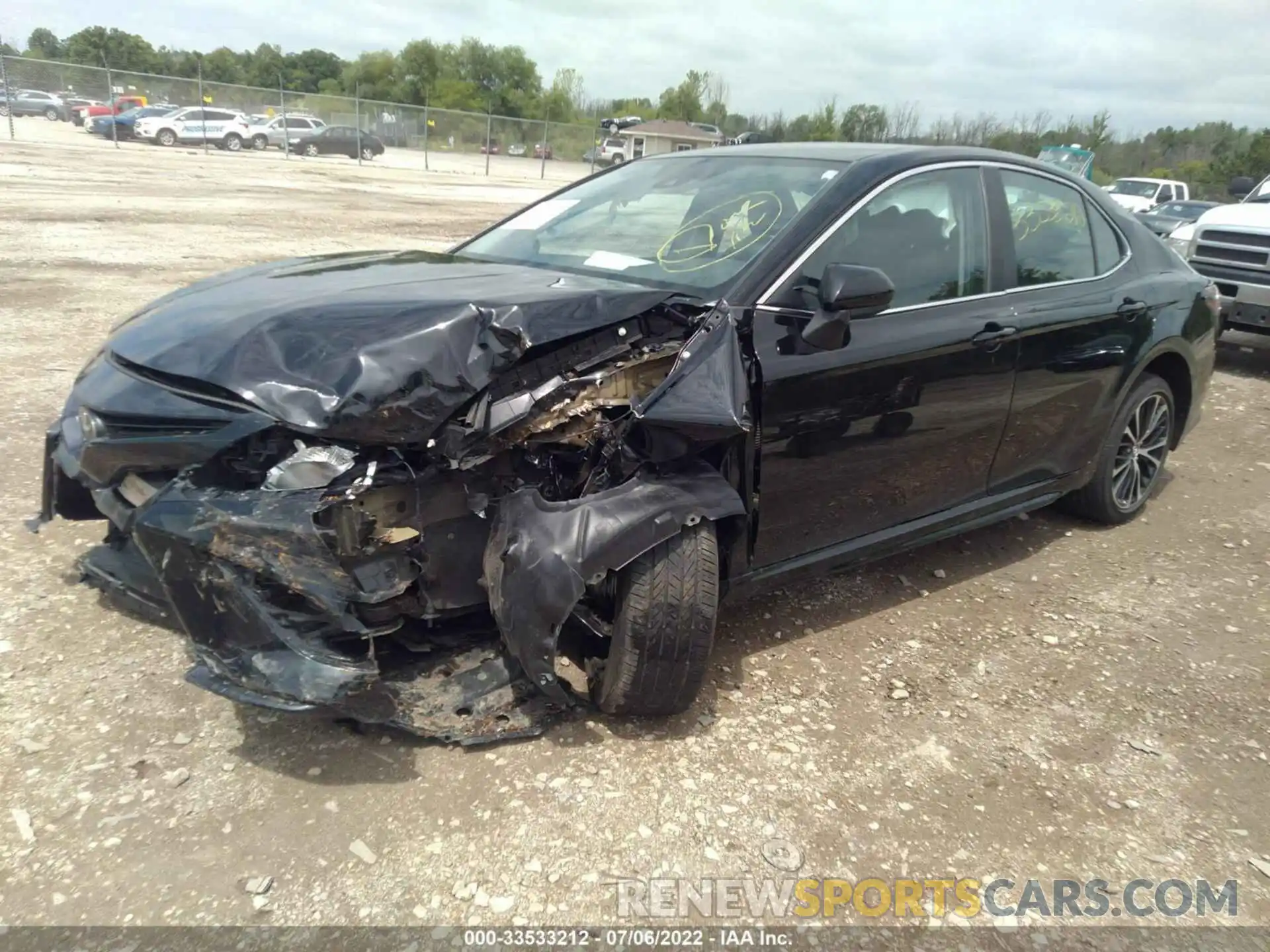 2 Photograph of a damaged car 4T1B11HK5KU200994 TOYOTA CAMRY 2019