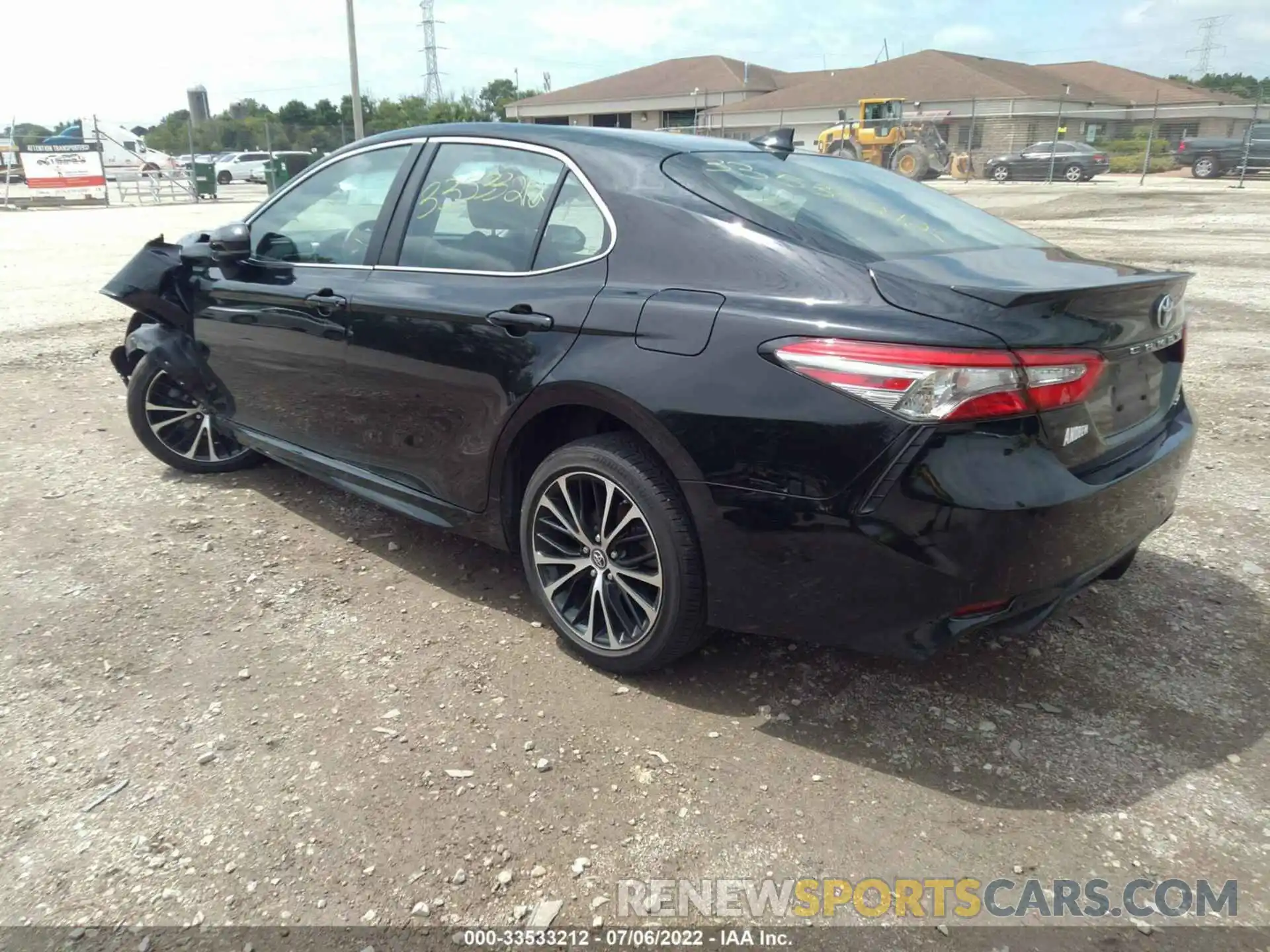 3 Photograph of a damaged car 4T1B11HK5KU200994 TOYOTA CAMRY 2019