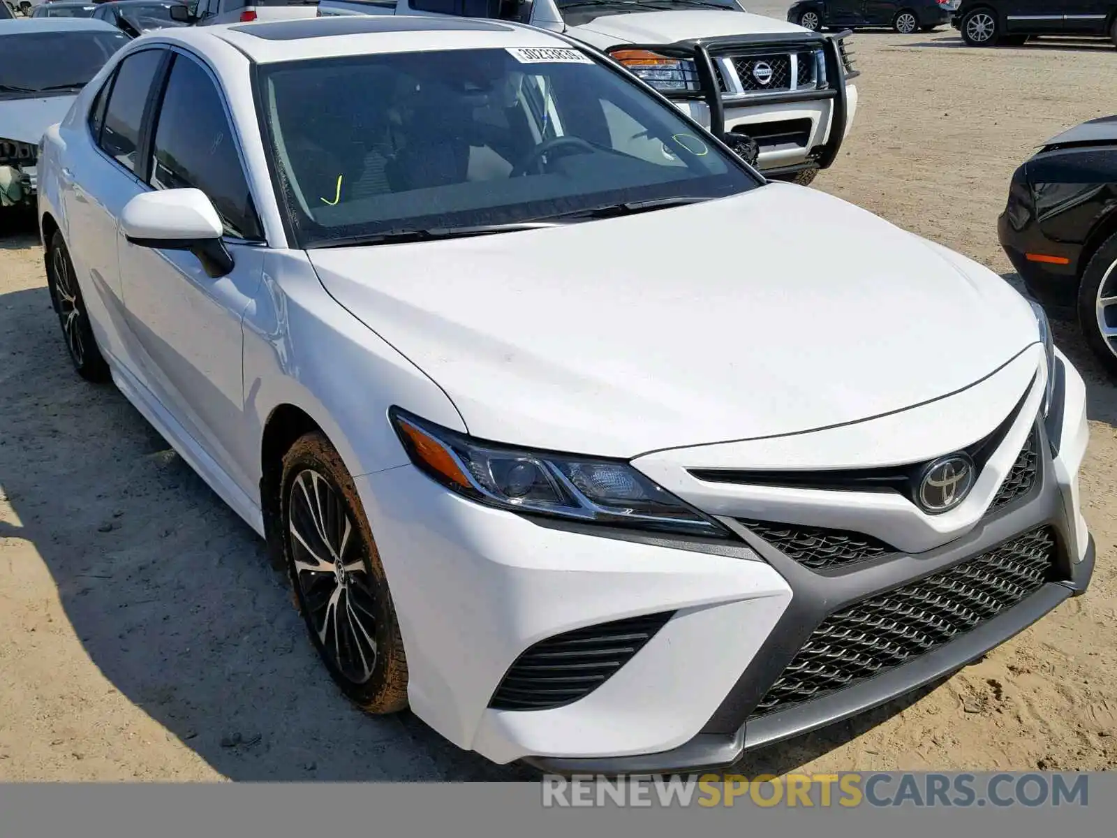 1 Photograph of a damaged car 4T1B11HK5KU201336 TOYOTA CAMRY 2019