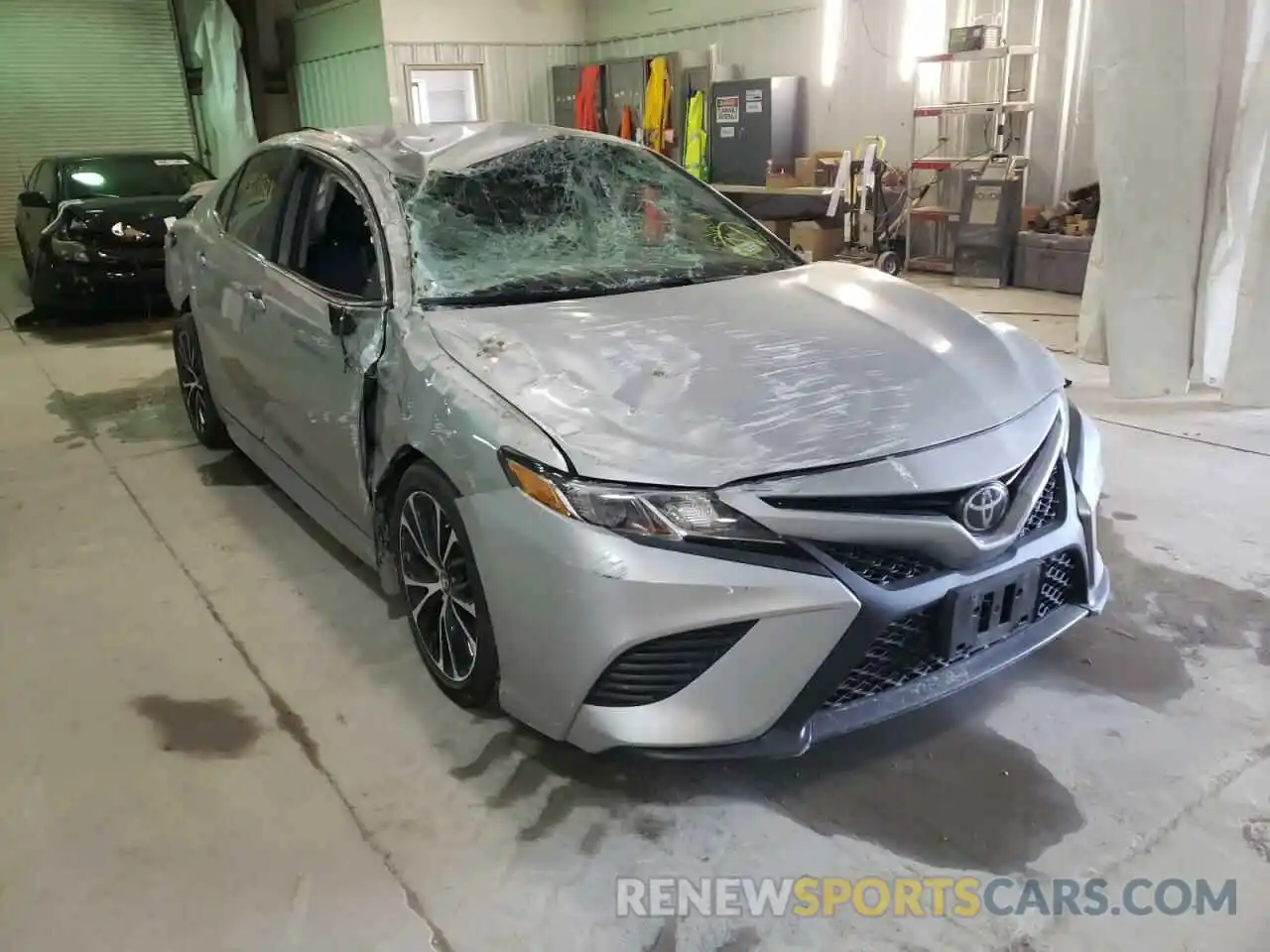 1 Photograph of a damaged car 4T1B11HK5KU202180 TOYOTA CAMRY 2019