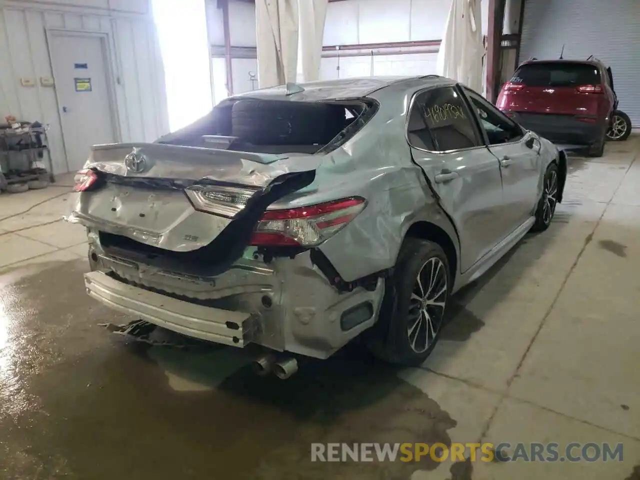 4 Photograph of a damaged car 4T1B11HK5KU202180 TOYOTA CAMRY 2019