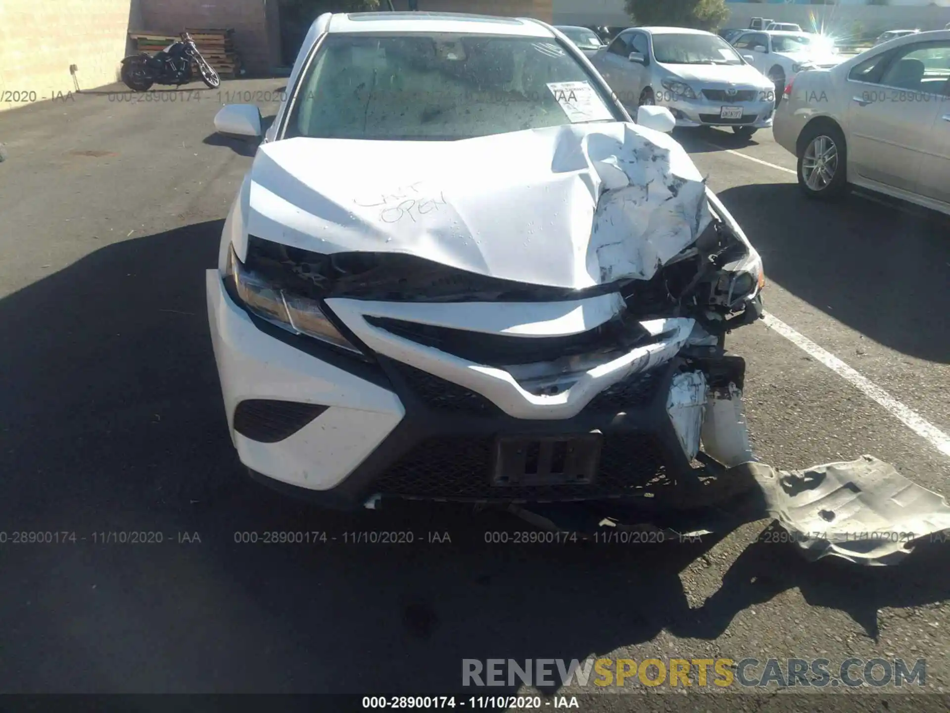 6 Photograph of a damaged car 4T1B11HK5KU202504 TOYOTA CAMRY 2019