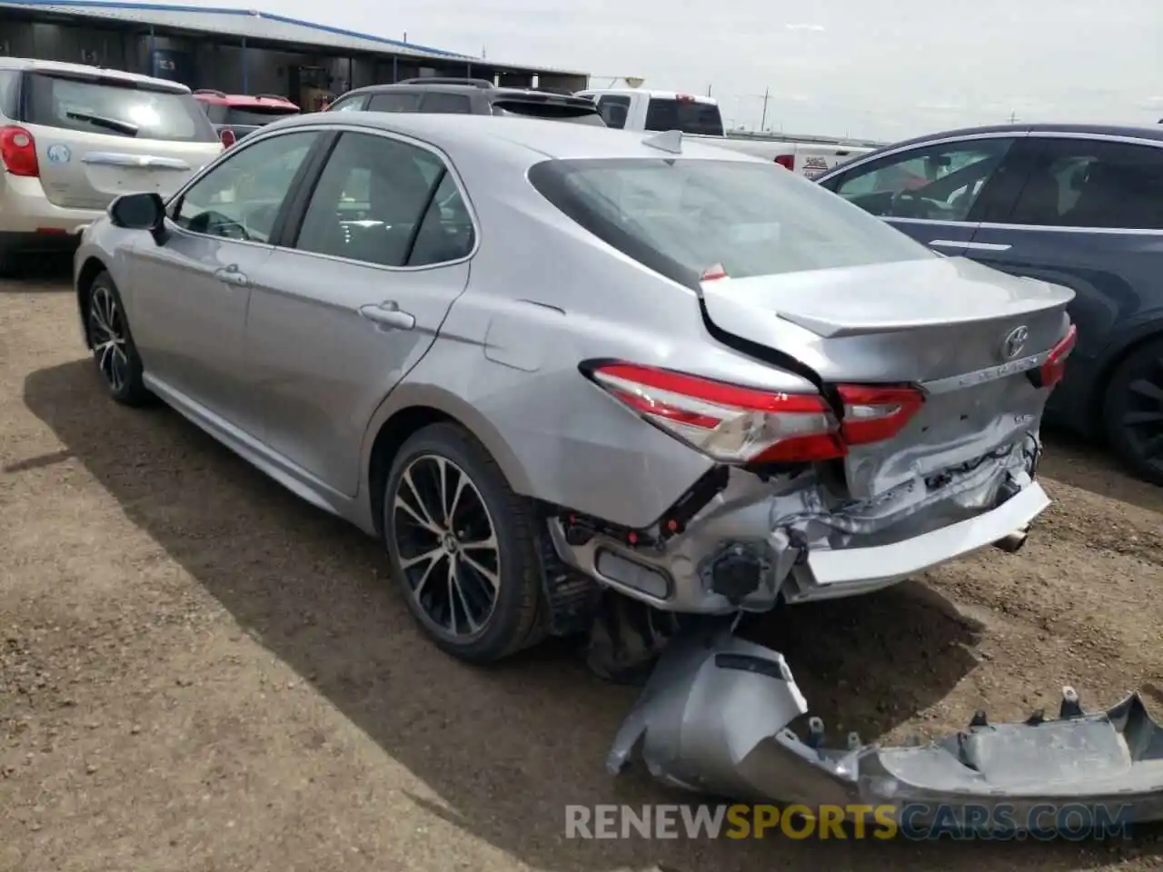 3 Photograph of a damaged car 4T1B11HK5KU202616 TOYOTA CAMRY 2019