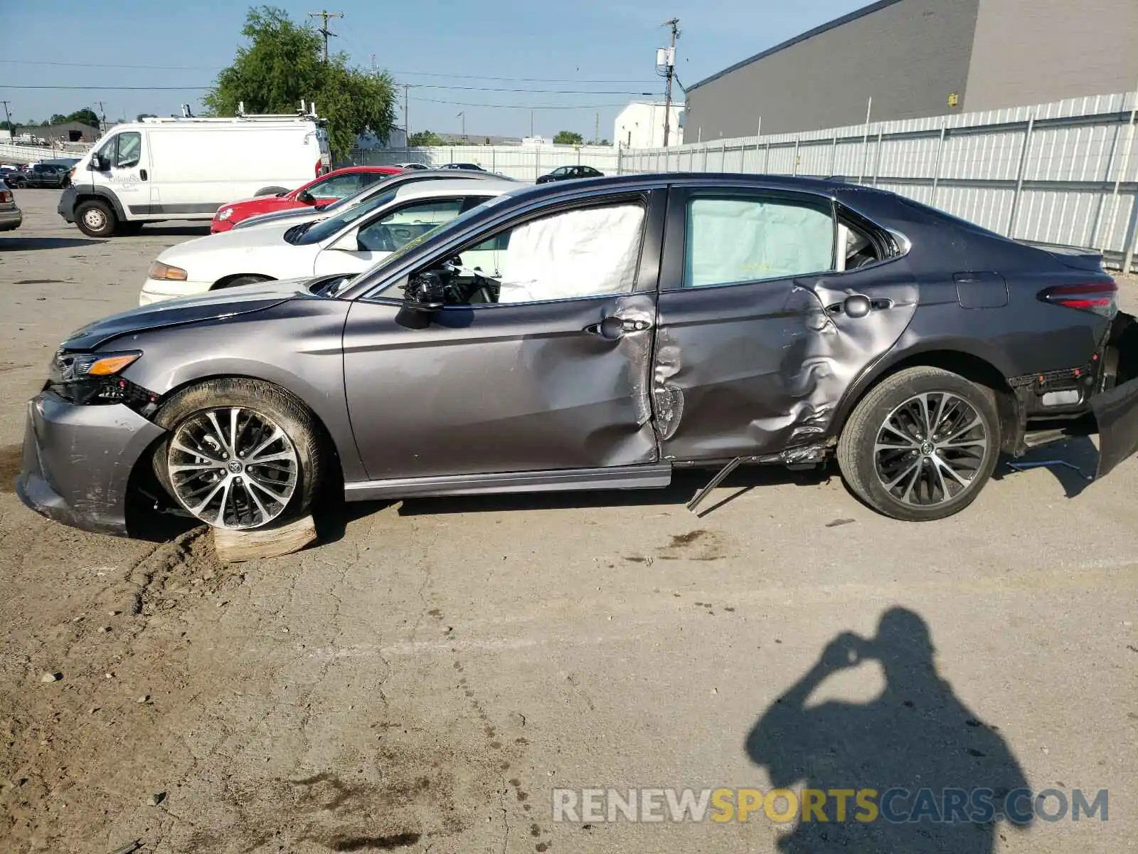 9 Photograph of a damaged car 4T1B11HK5KU203278 TOYOTA CAMRY 2019