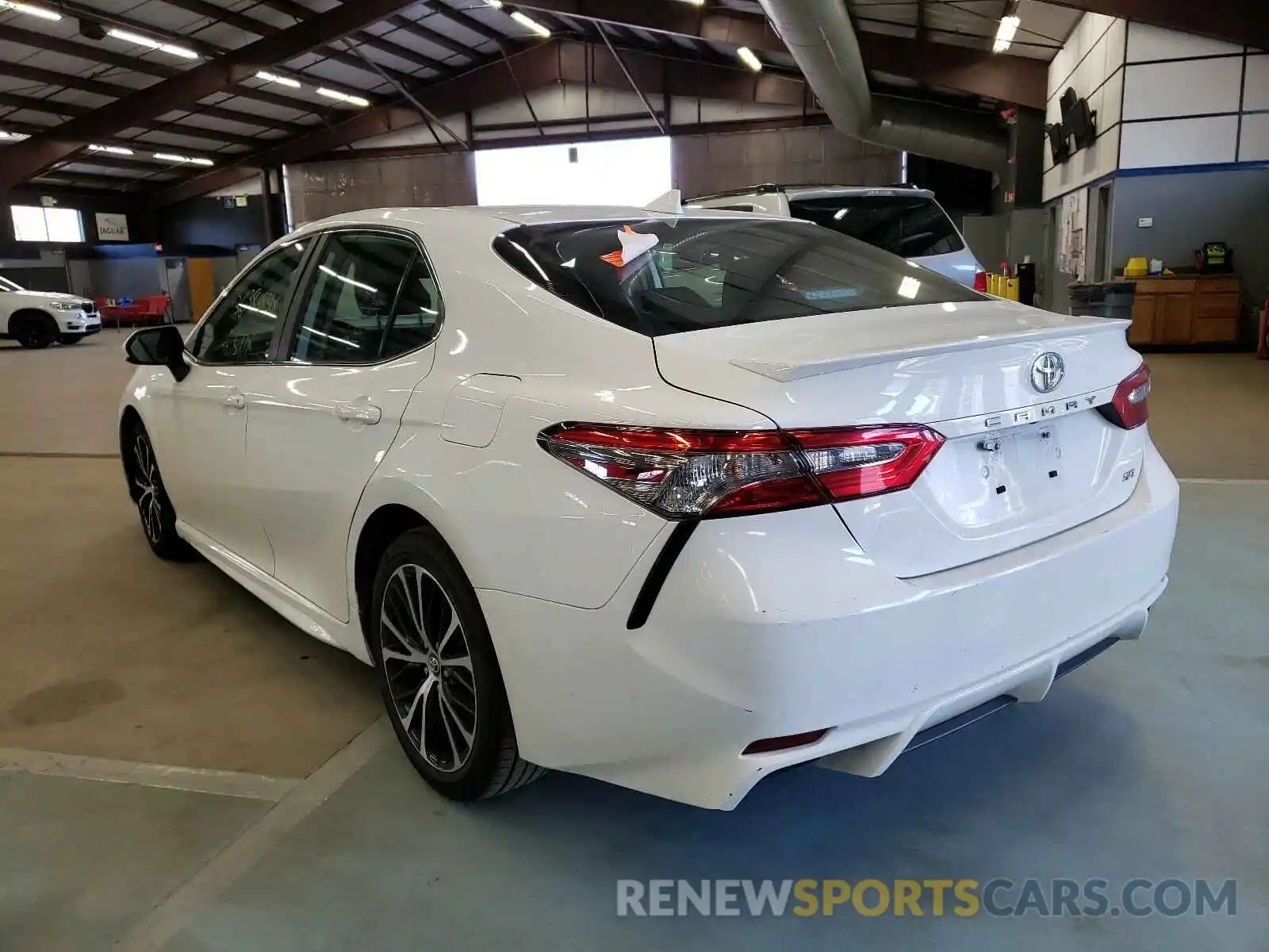 3 Photograph of a damaged car 4T1B11HK5KU205452 TOYOTA CAMRY 2019