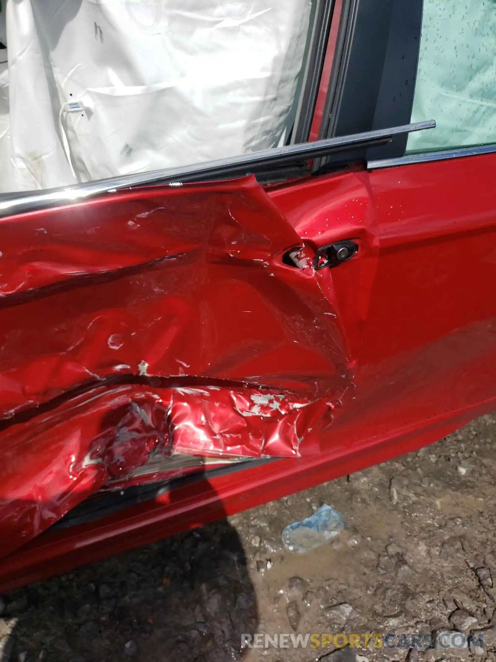 10 Photograph of a damaged car 4T1B11HK5KU205760 TOYOTA CAMRY 2019