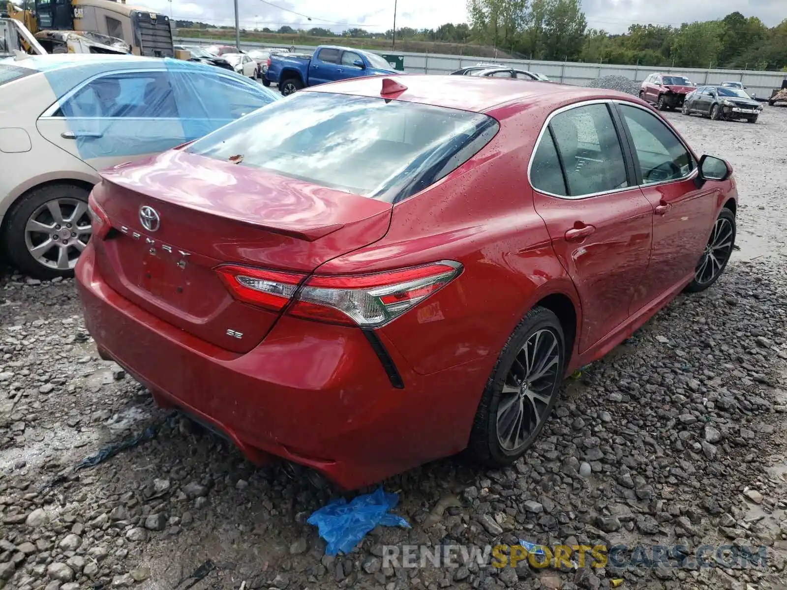 4 Фотография поврежденного автомобиля 4T1B11HK5KU205760 TOYOTA CAMRY 2019