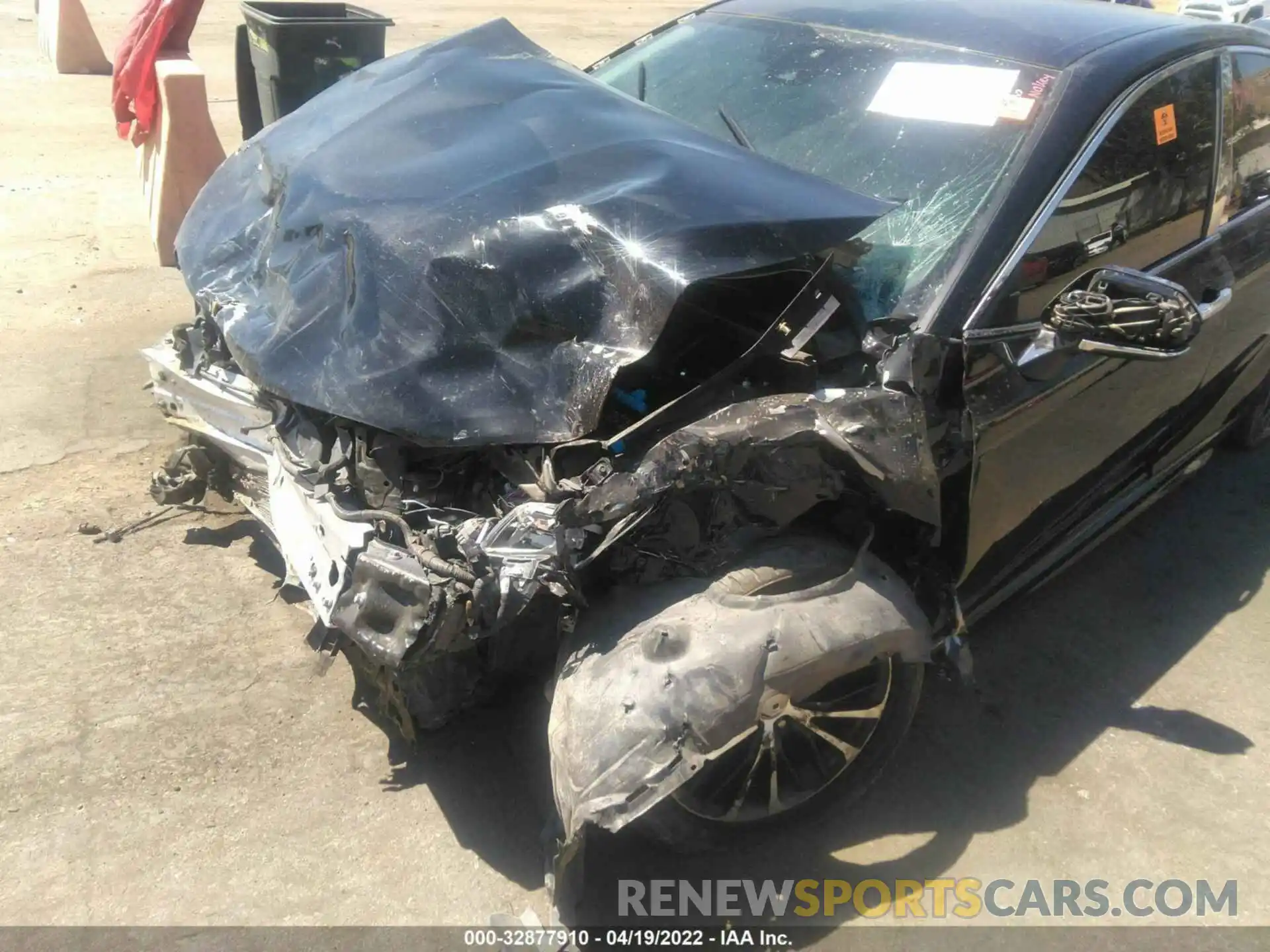 6 Photograph of a damaged car 4T1B11HK5KU205984 TOYOTA CAMRY 2019