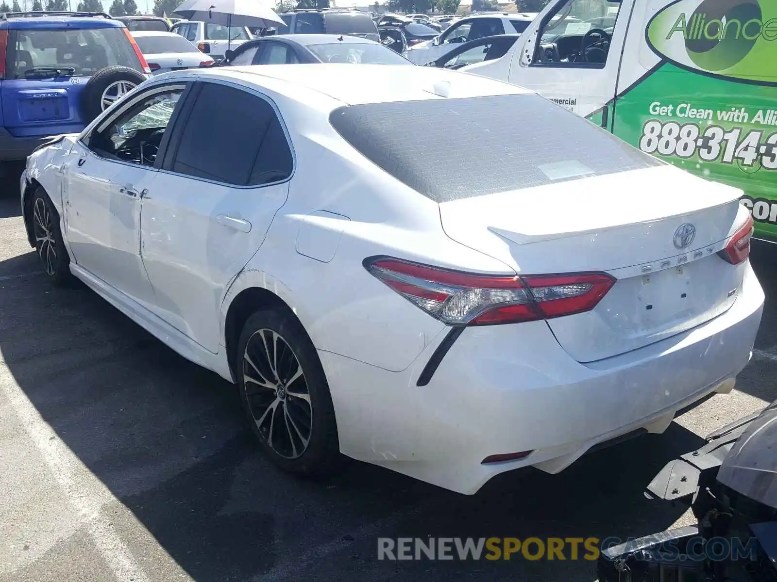 3 Photograph of a damaged car 4T1B11HK5KU208108 TOYOTA CAMRY 2019