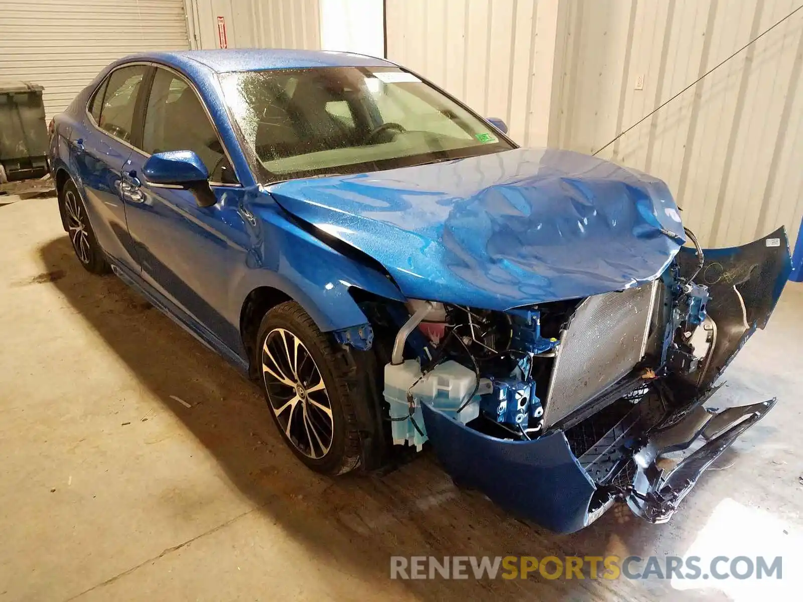 1 Photograph of a damaged car 4T1B11HK5KU208528 TOYOTA CAMRY 2019