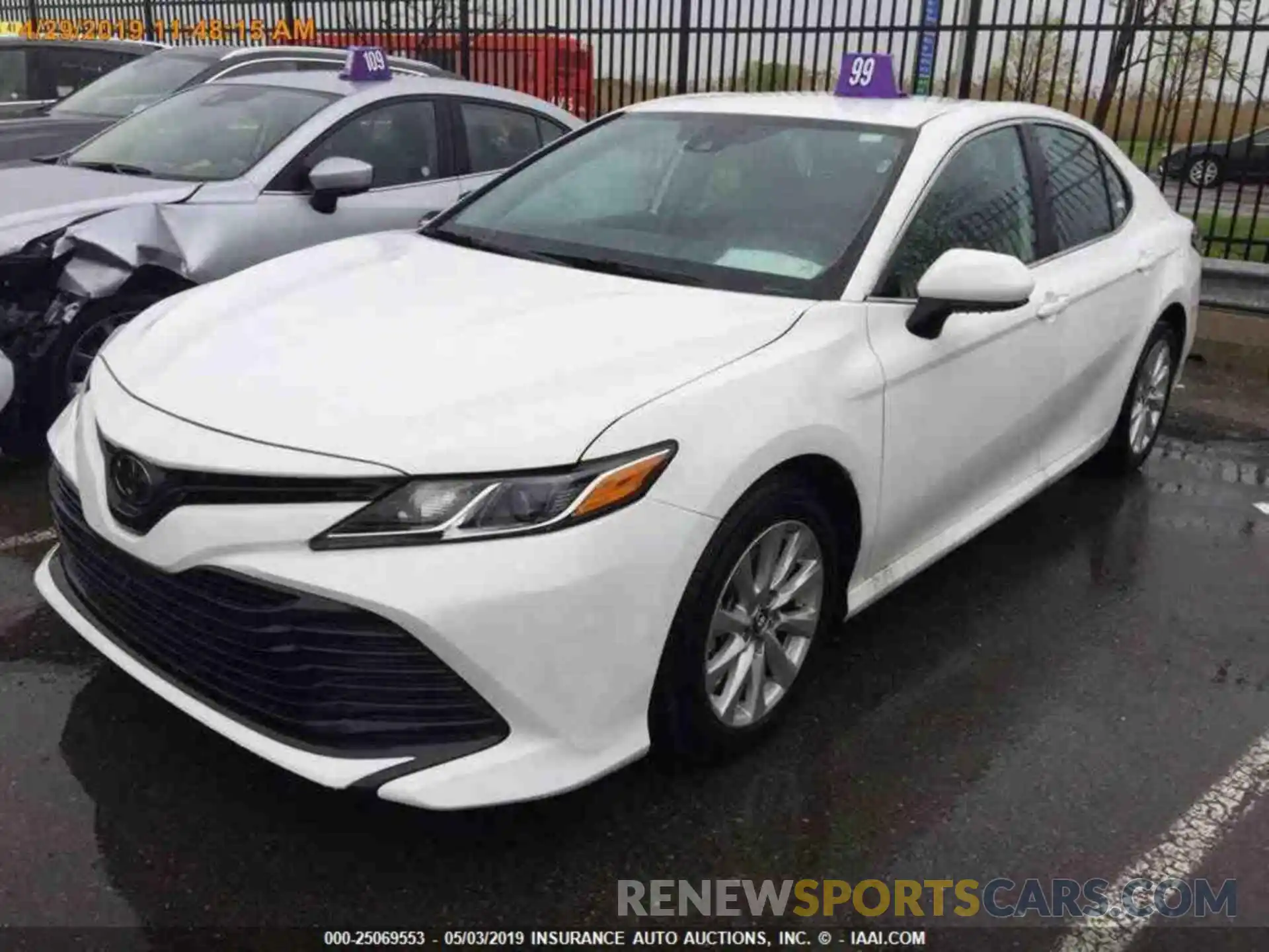 14 Photograph of a damaged car 4T1B11HK5KU209758 TOYOTA CAMRY 2019