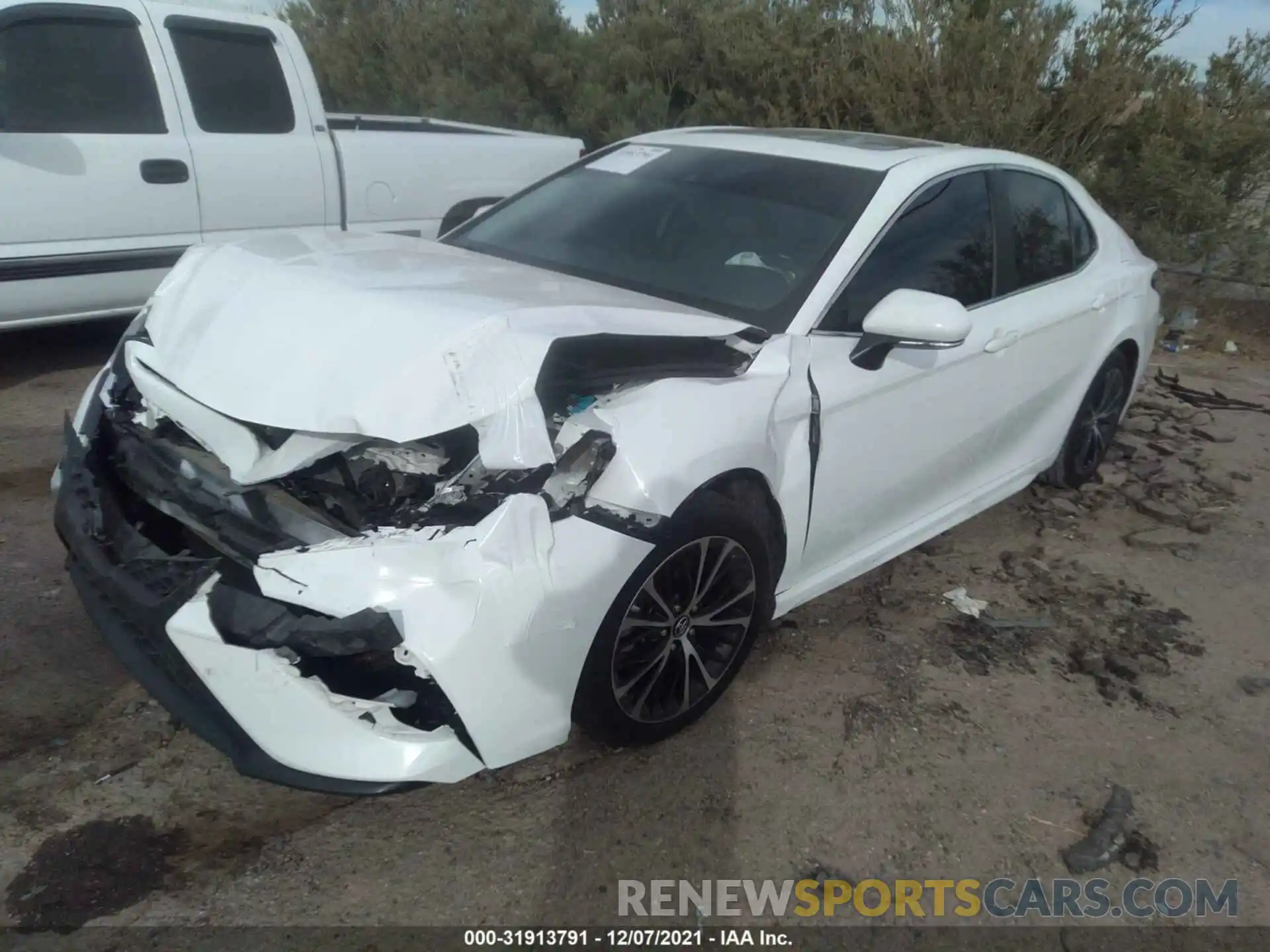 2 Photograph of a damaged car 4T1B11HK5KU210330 TOYOTA CAMRY 2019