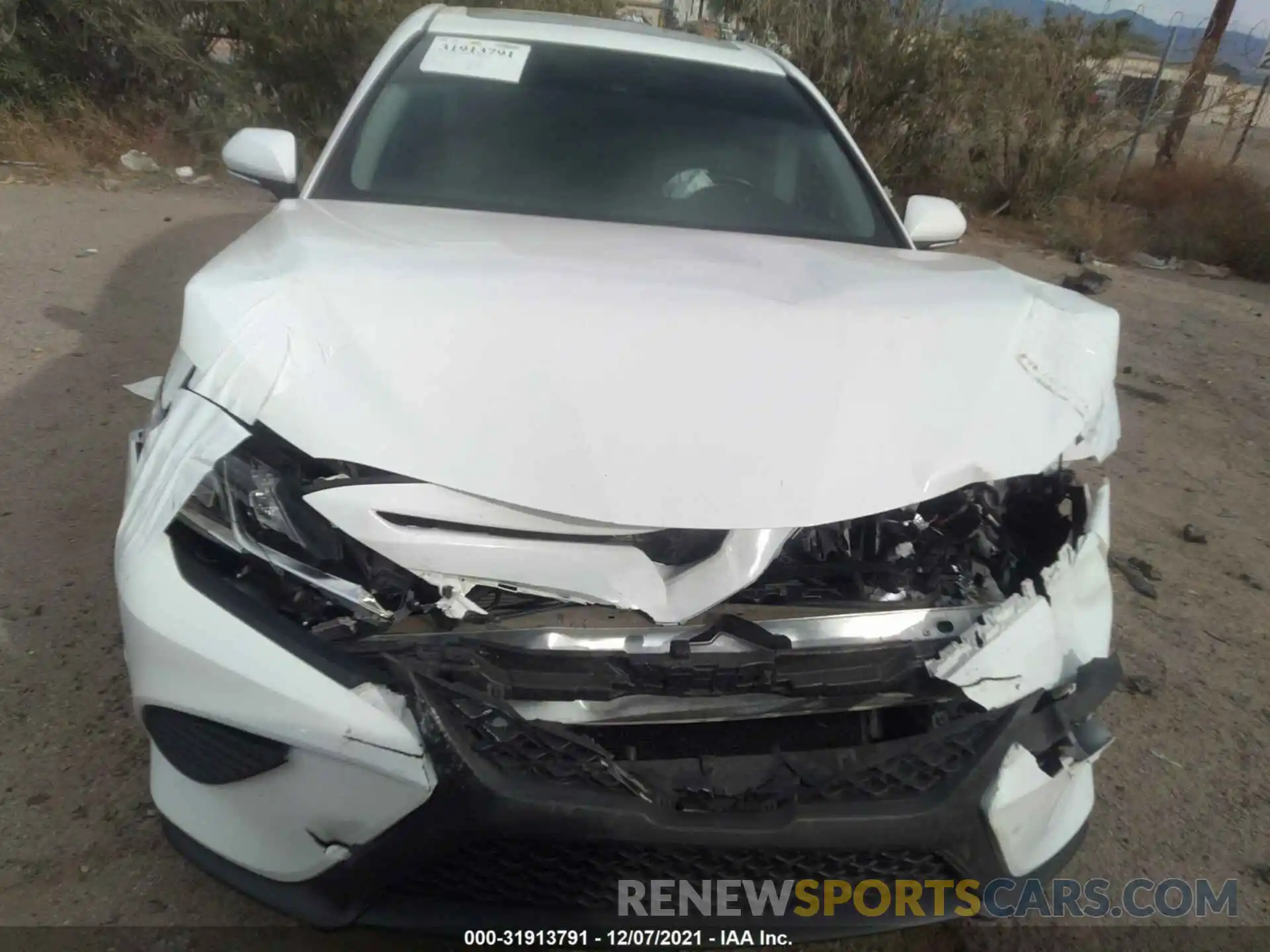 6 Photograph of a damaged car 4T1B11HK5KU210330 TOYOTA CAMRY 2019